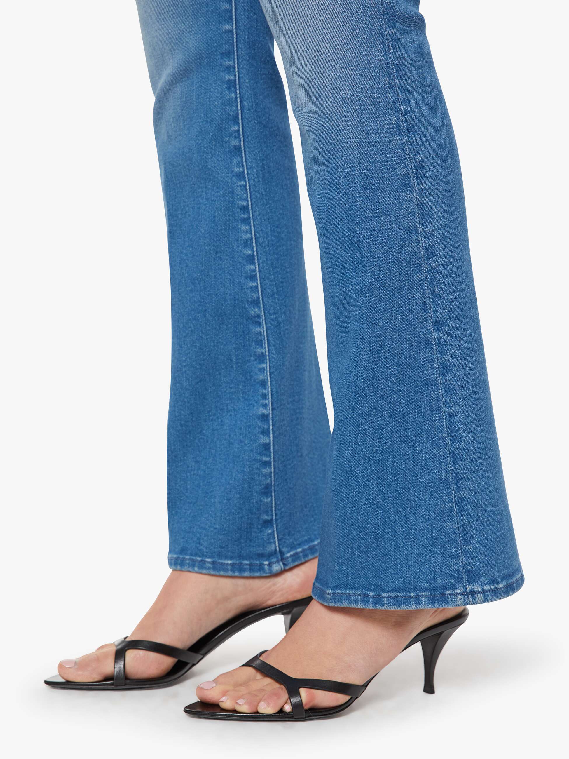 MOTHER The Weekender Jeans Piece By Piece Flare Blau