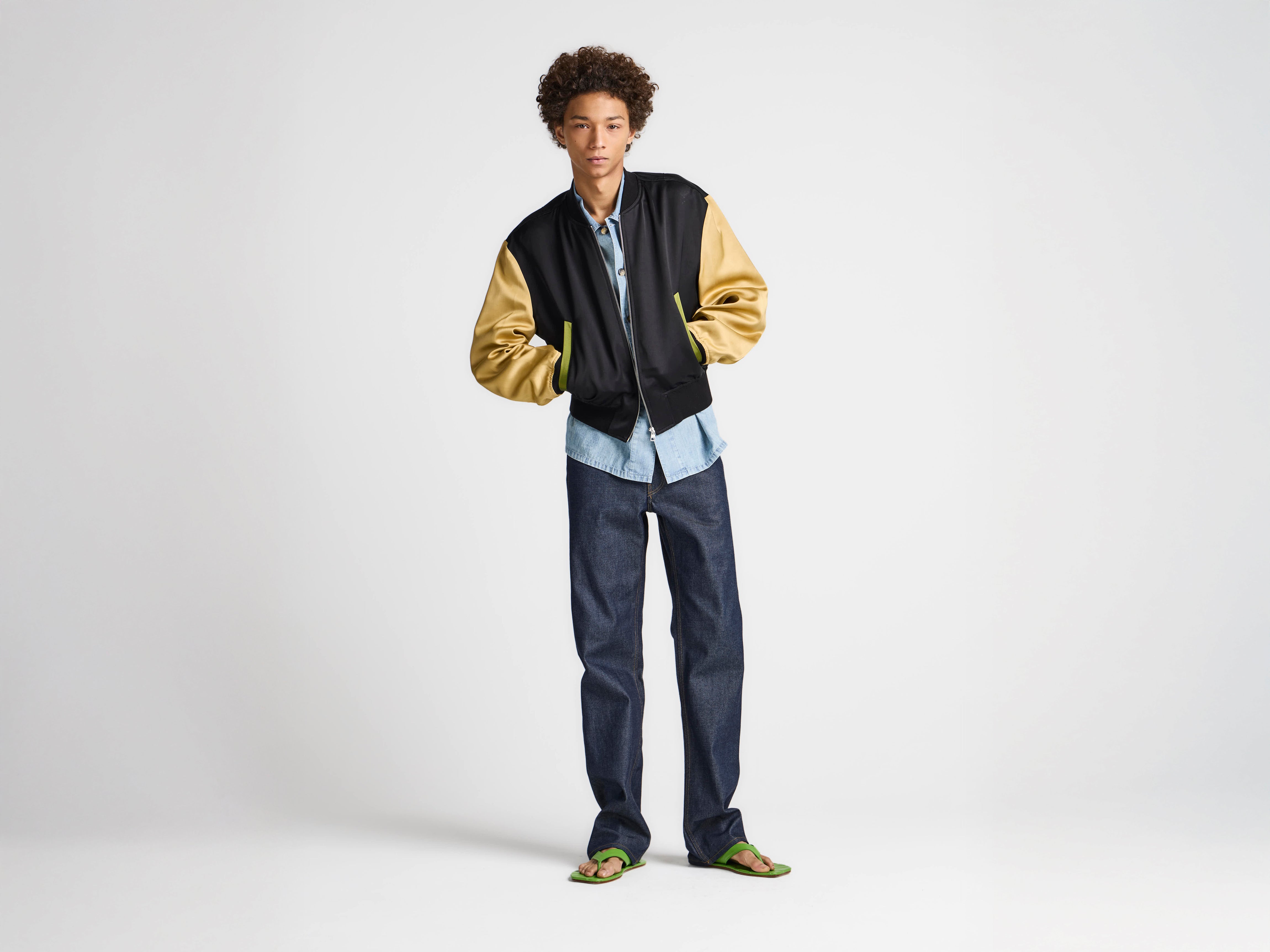 J.W.Anderson Coats Satin Blouson Herren Schwarz Multi