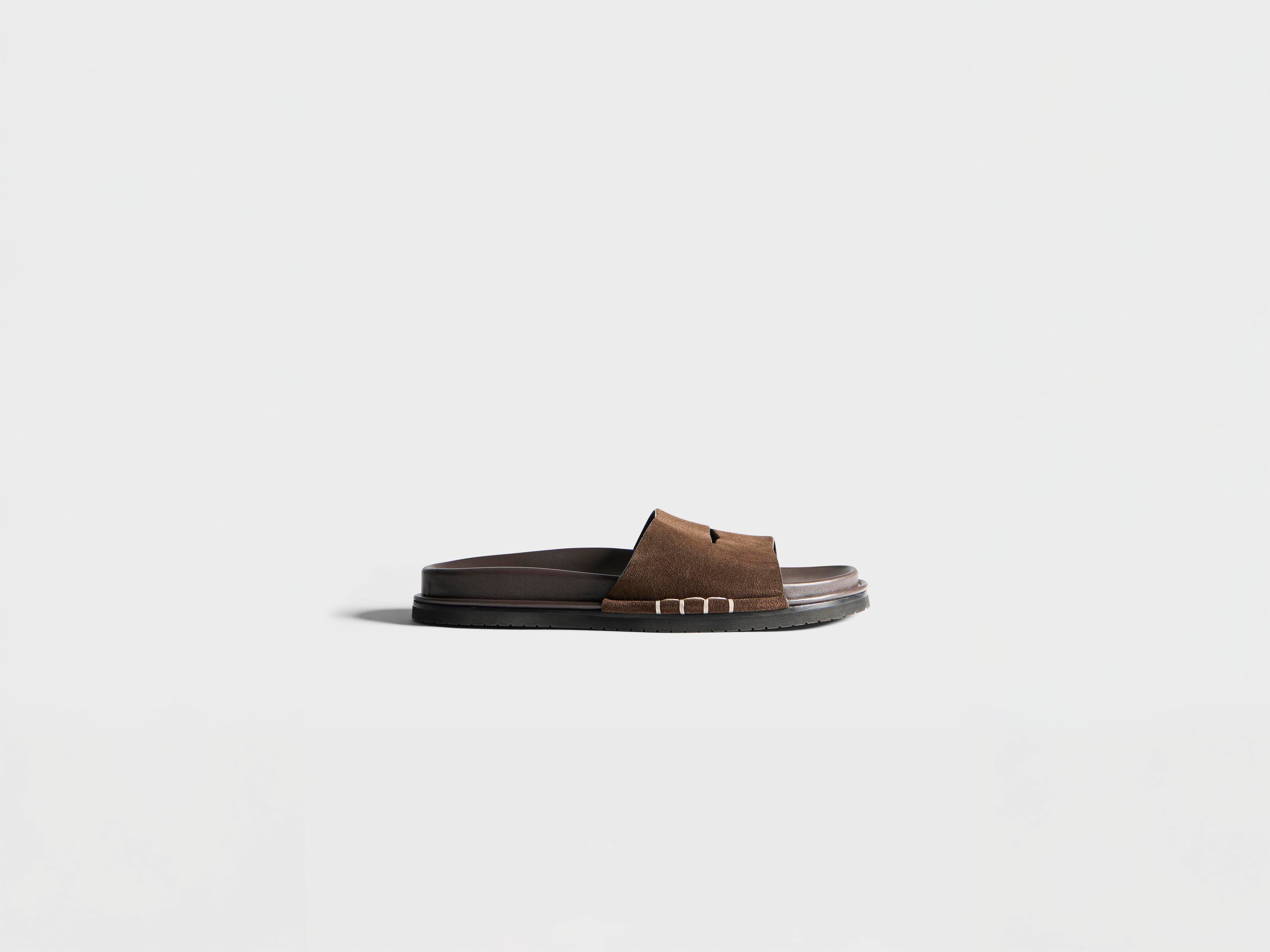J.W.Anderson Fussbett Loafer Slides Braun Suede