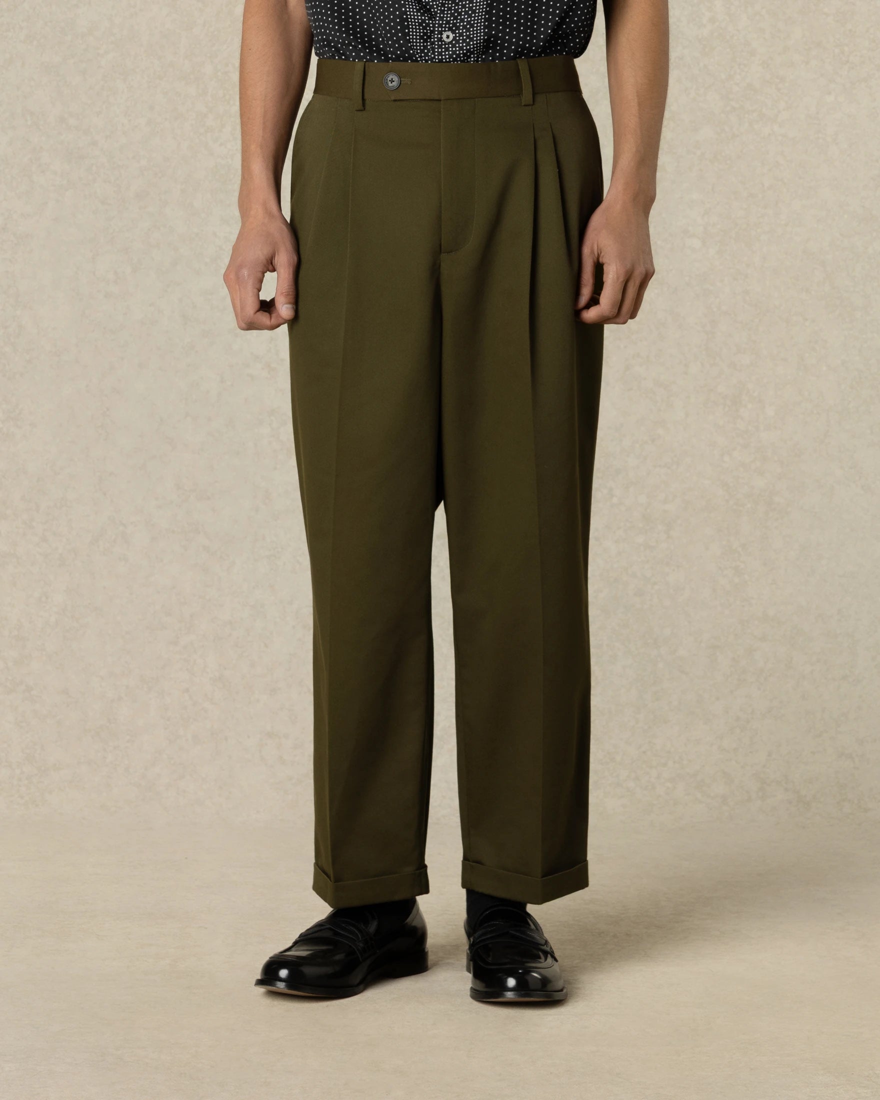 Drôle De Monsieur Twill Cropped Pleated Pants Hose Khaki