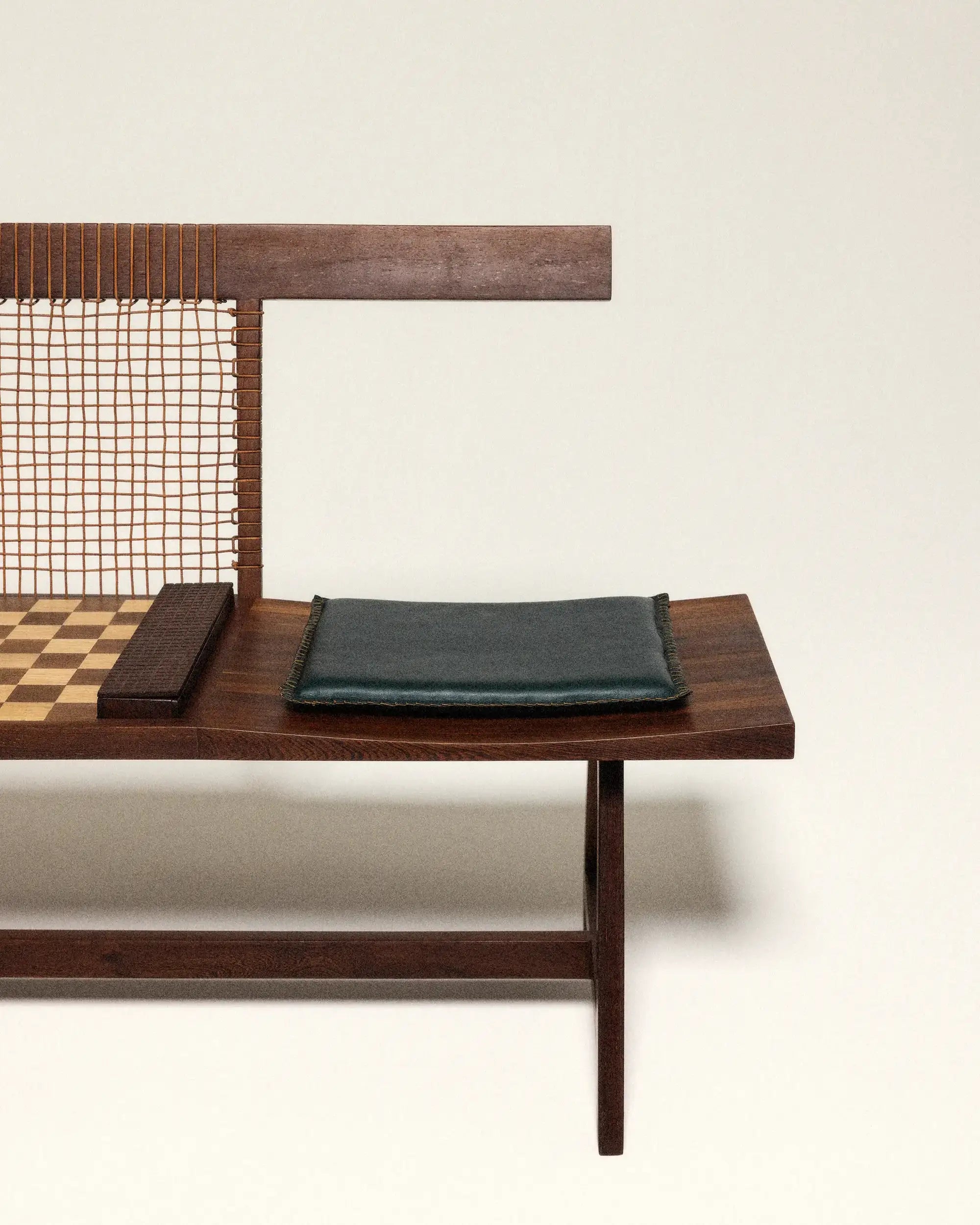 Drôle De Monsieur Le Banc d’Échecs Schachbank Holz OS