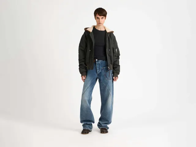 J.W.Anderson Coats Bomberjacke Damen Nylon Dark Khaki Lederkapuze