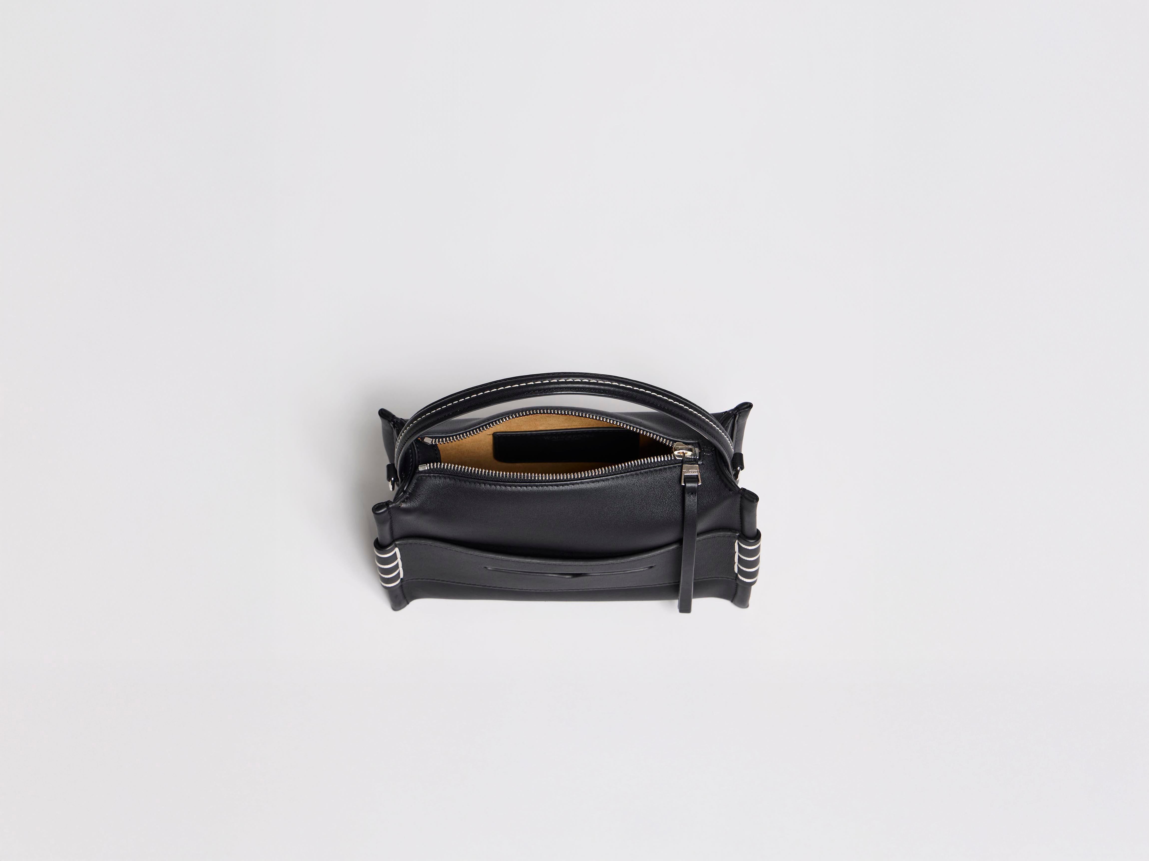 J.W.Anderson Bags Small Loafer Tasche schwarz Kalbsleder