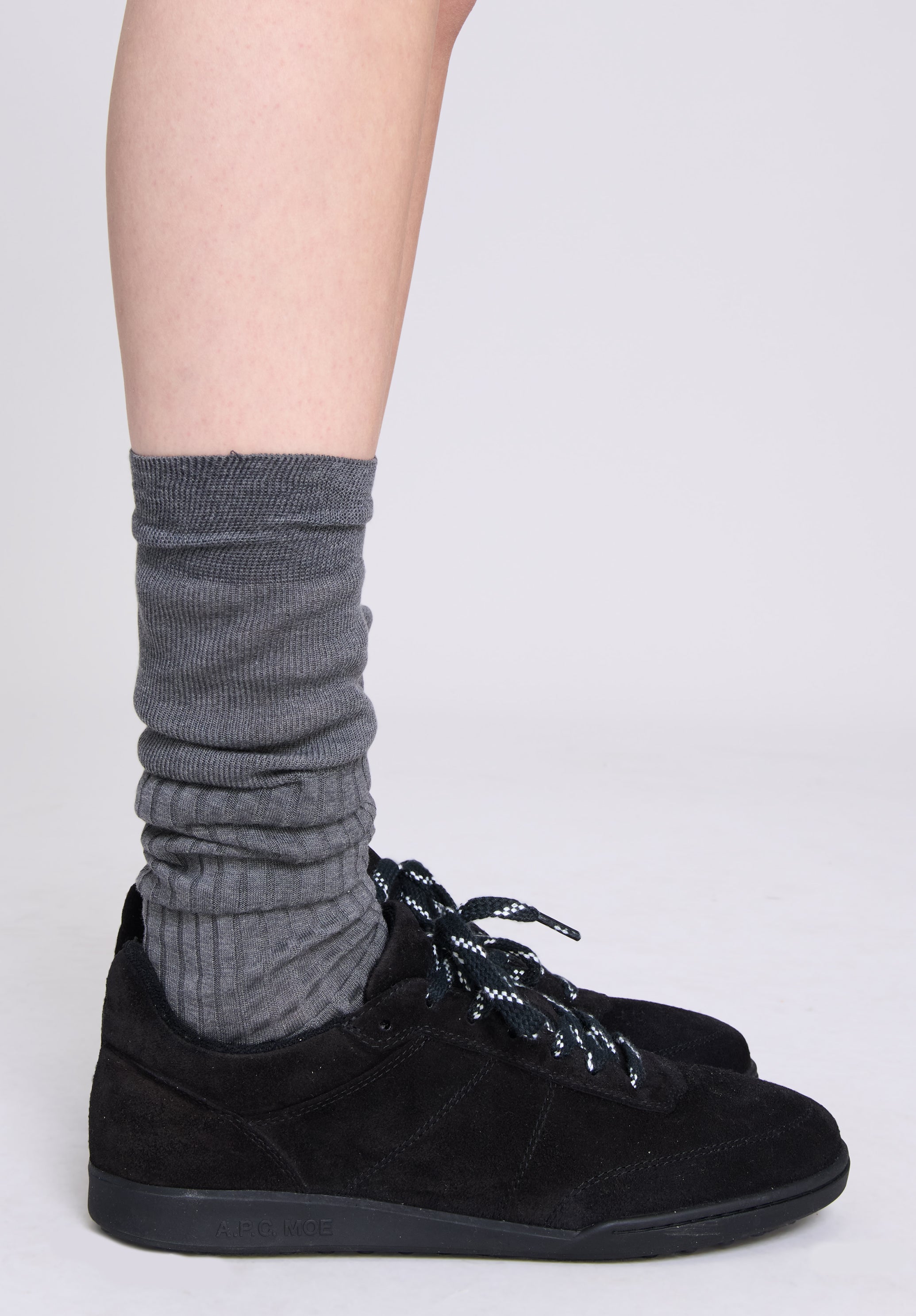 A.P.C. Moe Sneaker Schuhe Gr. 42 schwarz Gummisohle