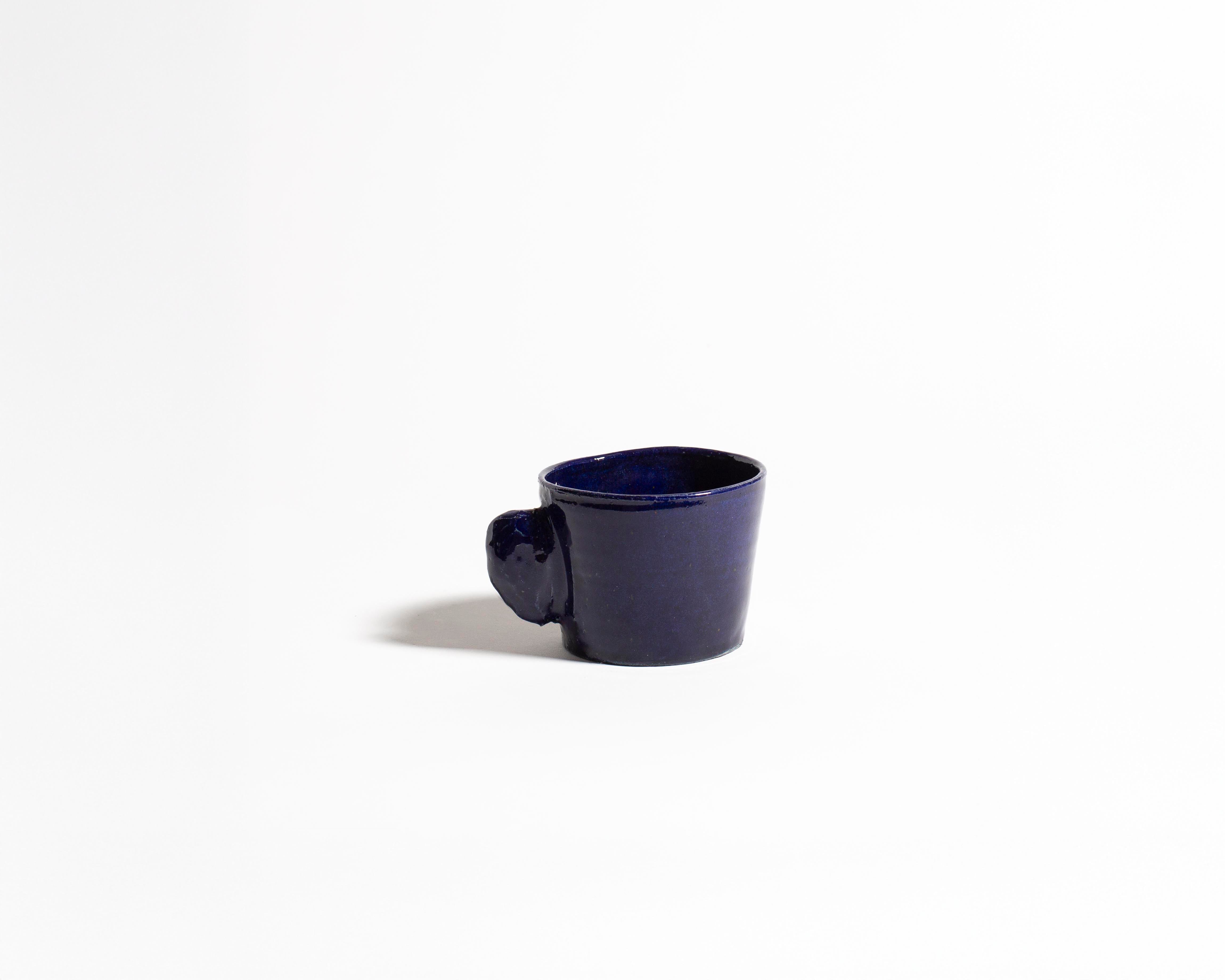 J.W.Anderson Akiko Hirai Not I Tasse Dunkelblau Keramik