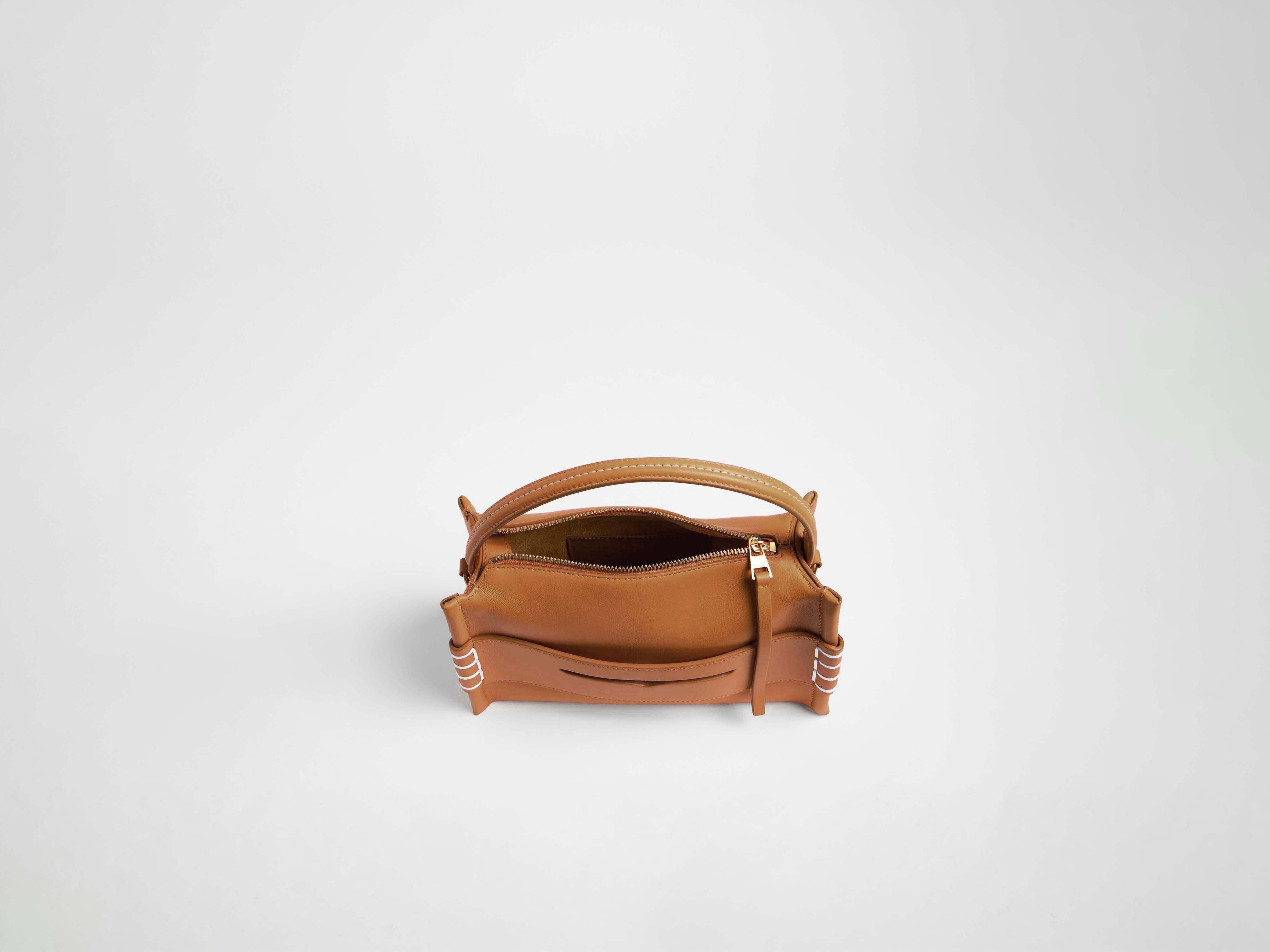 J.W.Anderson Small Loafer Tasche Tan Kalbsleder Umhängetasche
