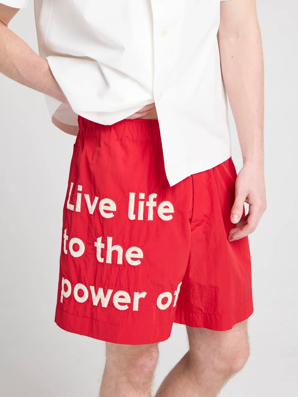 JW Anderson x Guinness Track Shorts Rot Unisex