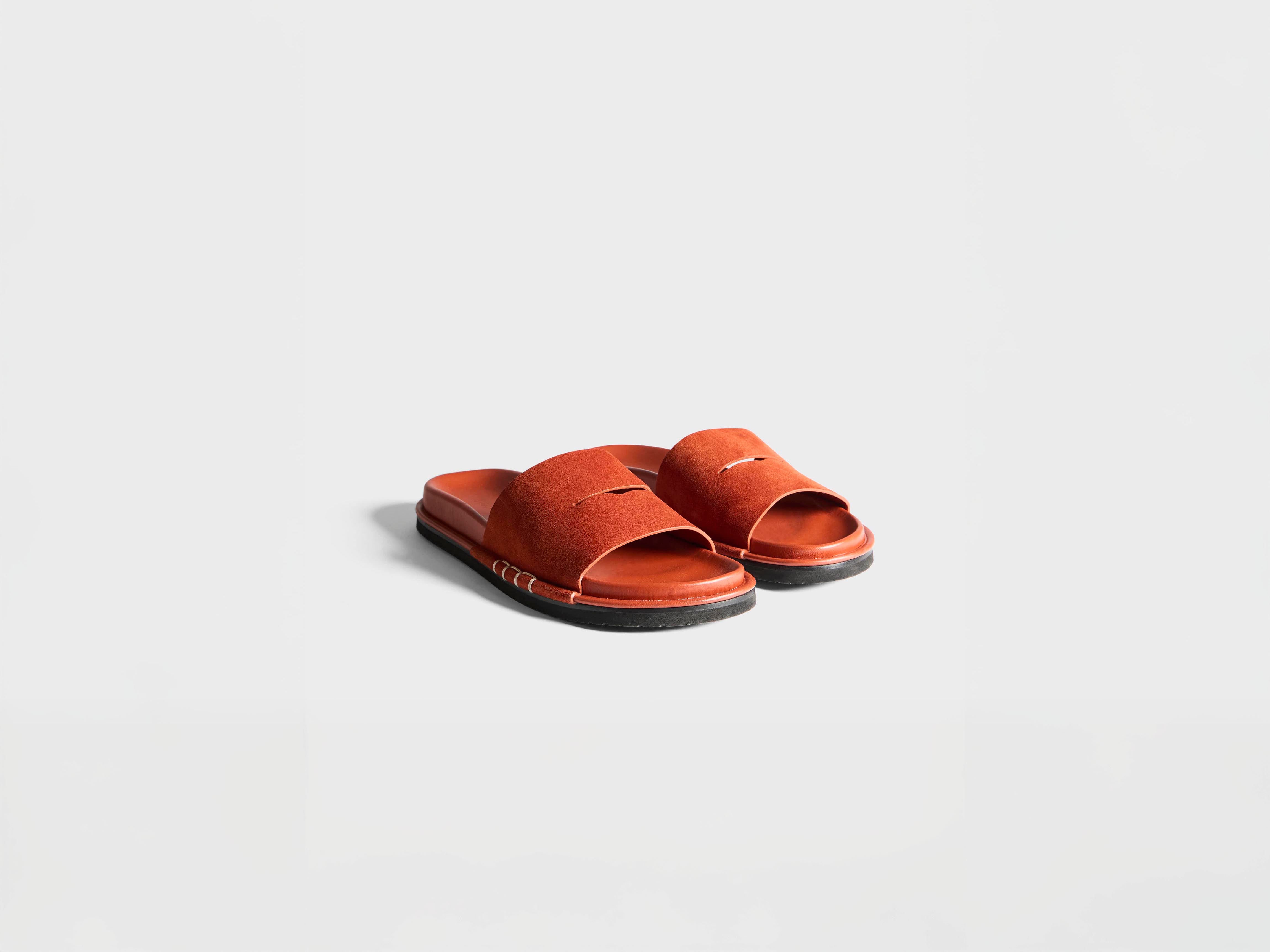 J.W. Anderson Fussbett Loafer Slides Rost Wildleder Herren
