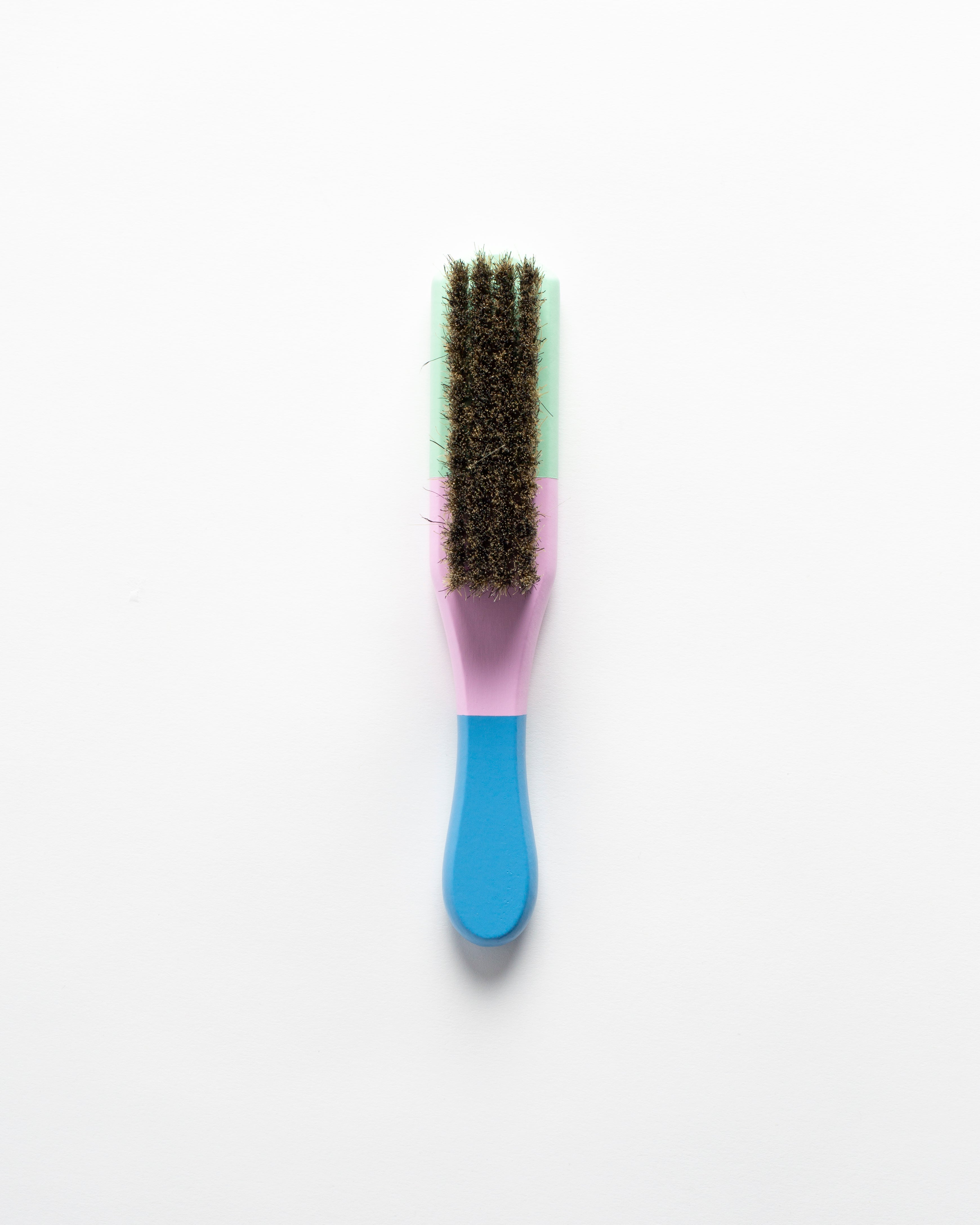 J.W.Anderson Hillbrush Kleiderbürste Pink Blau Holz Borsten
