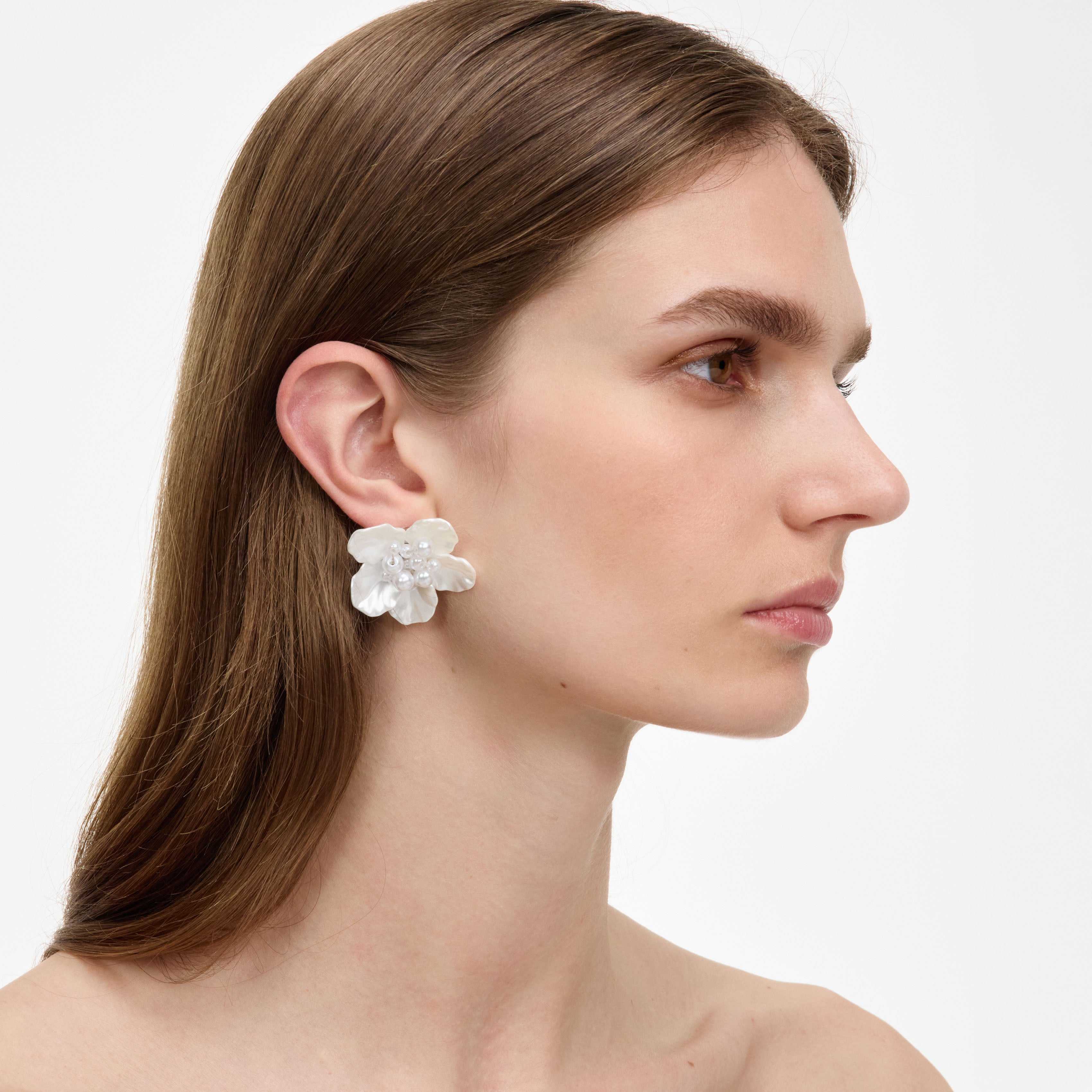Self Portrait Pearl Flower Earring Ohrringe Creme