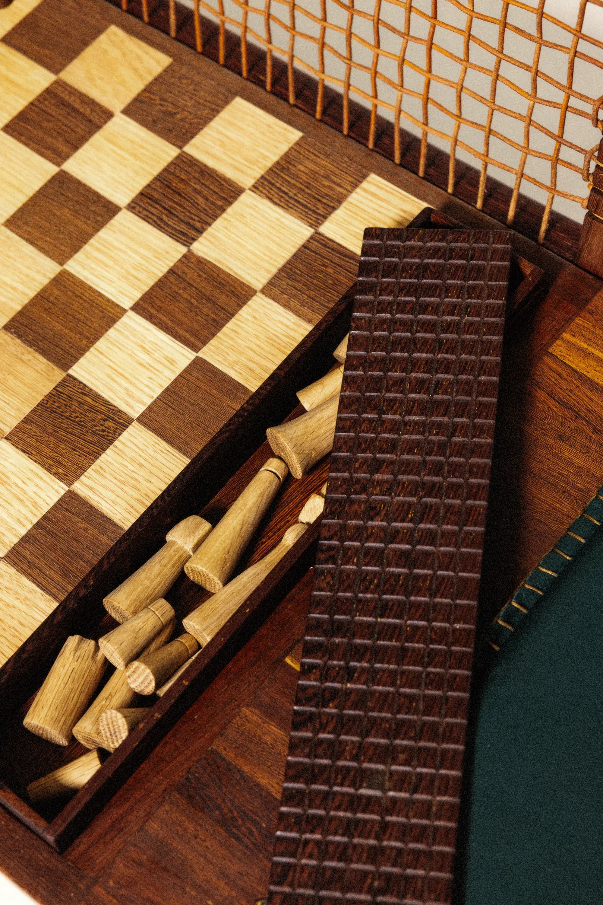Drôle De Monsieur Le Banc d’Échecs Schachbank Holz OS