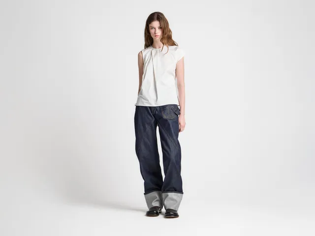 J.W.Anderson Sculptural Sleeveless Top Schwarz Ärmellos