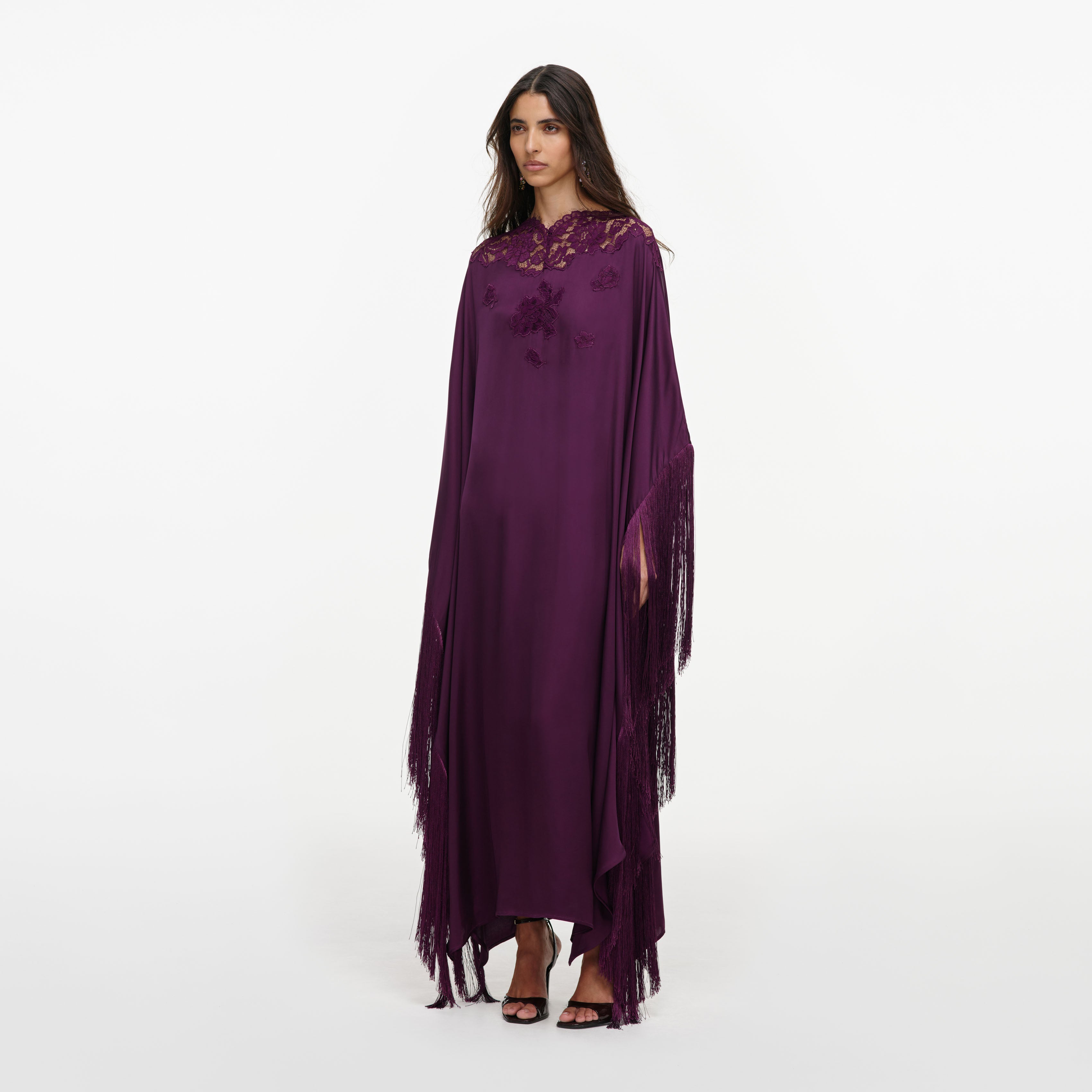 Self Portrait Kaftan Kleid Lila Satin Fransen Gr. S-L