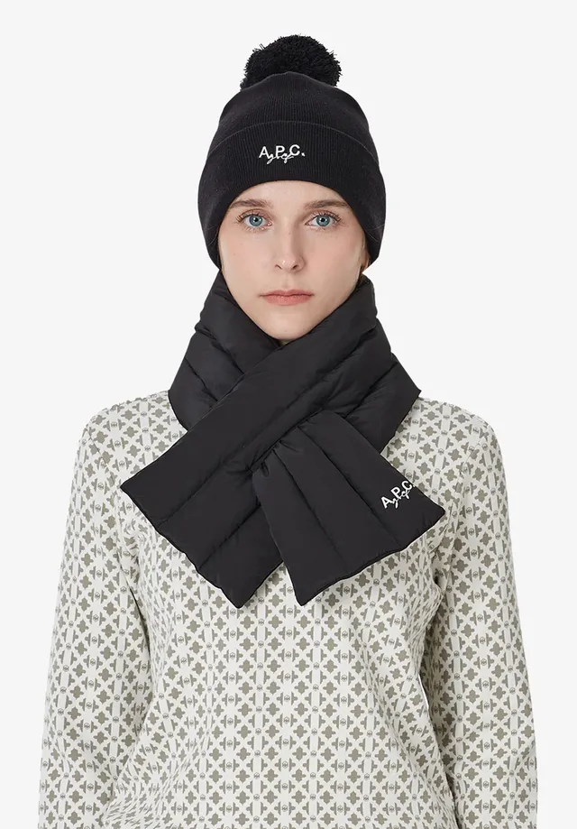 A.P.C. Golf Bommelmütze Beanie TU mit Pompon Stickerei