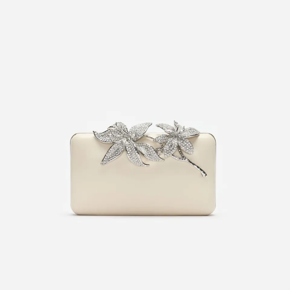 Self Portrait Creme Leder Clutch Blume One Size