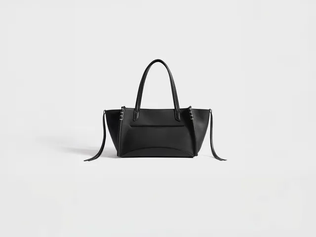 J.W.Anderson Elongated Loafer Cabas Tasche Schwarz Leder