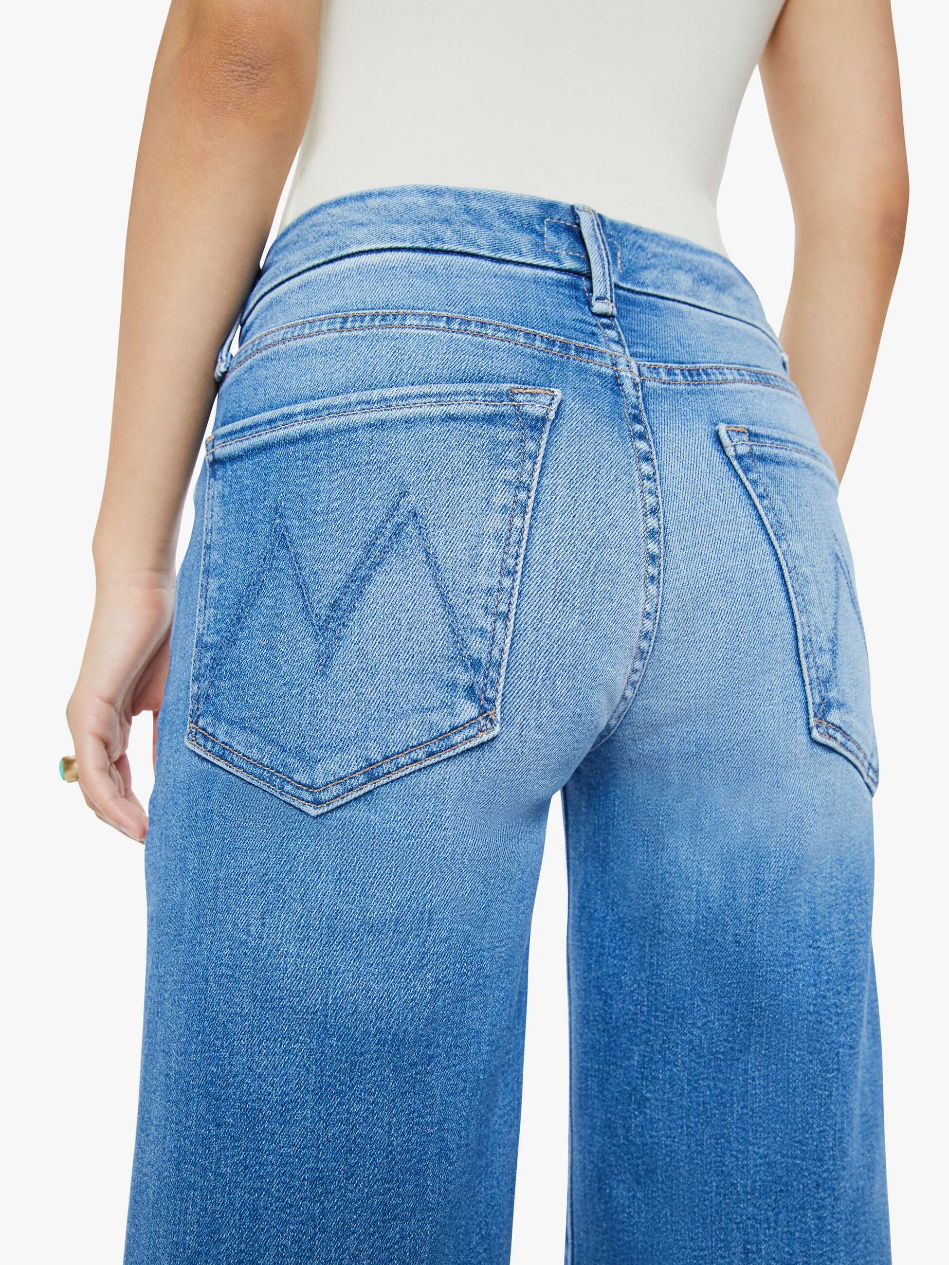 Mother Petites The Lil Roller Fray Jeans Fan Favorite Blau