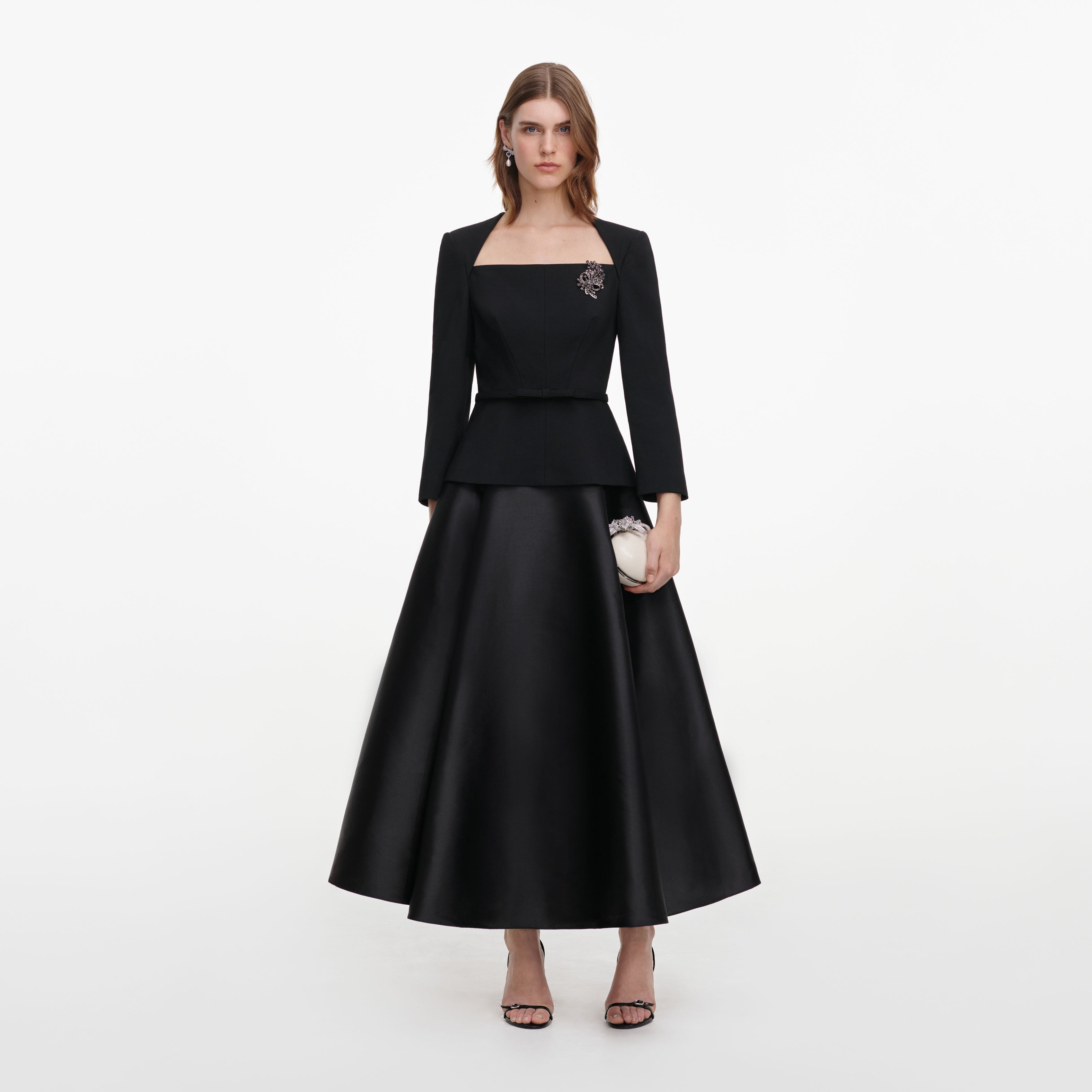 Self Portrait Taft Midikleid Schwarz Brosche Gr 38