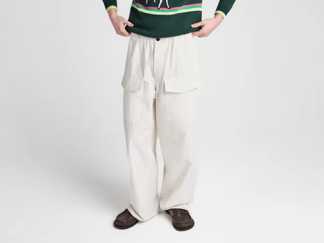 J.W.Anderson Parachute Hose Herren Modell TR0431PG1973006