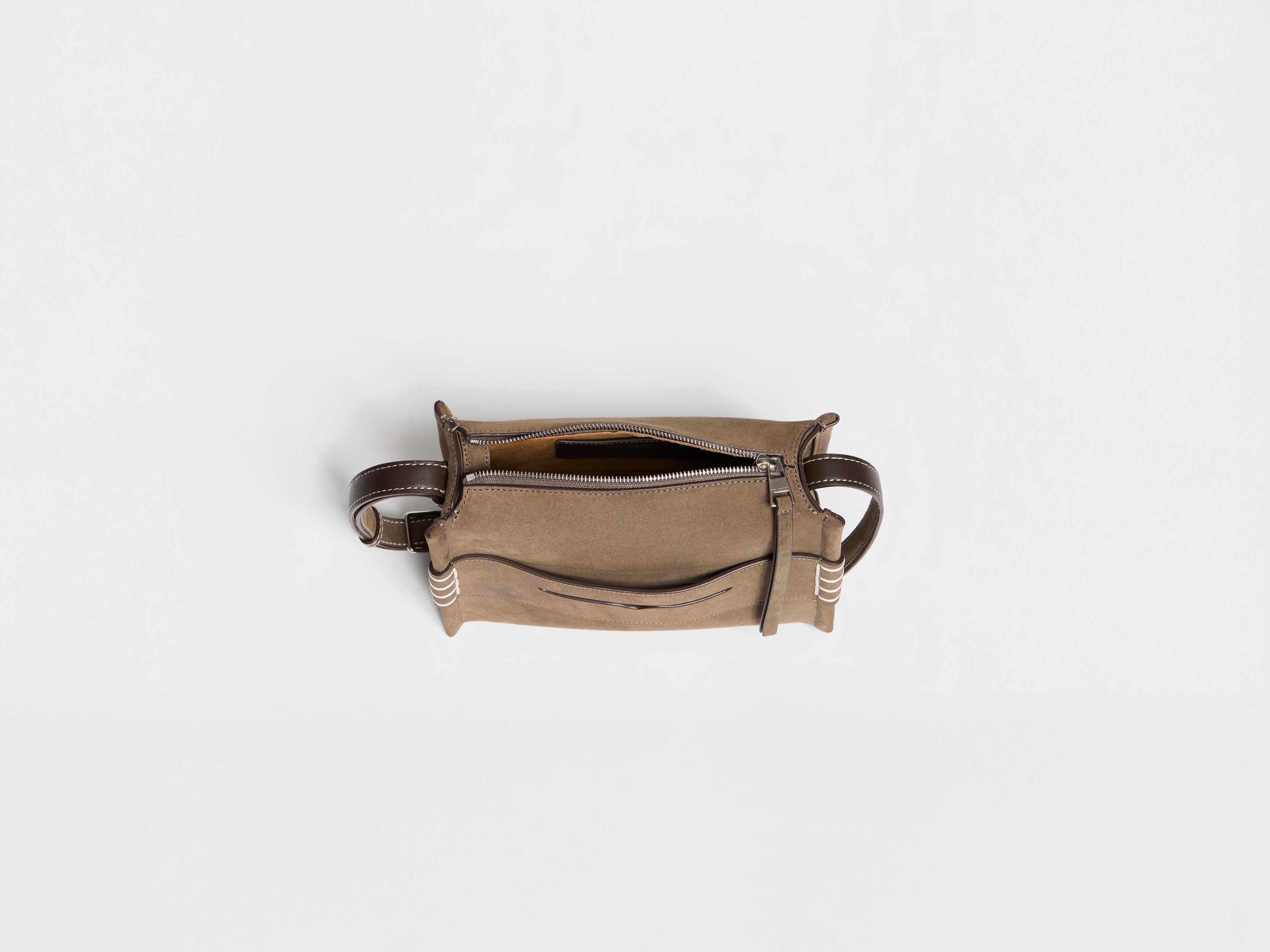 J.W.Anderson Small Messenger Loafer Tasche taupe Leder