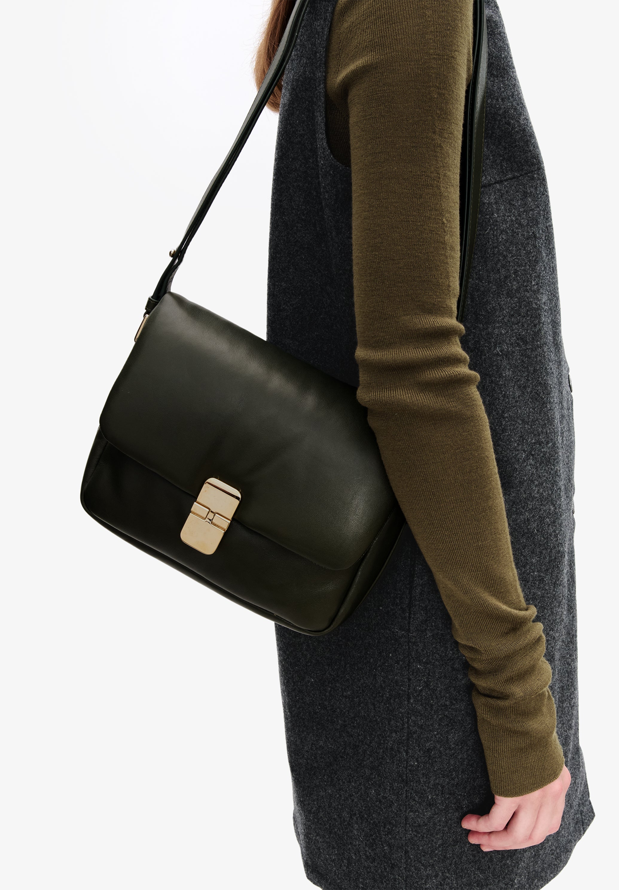 A.P.C. Grace Soft Tasche Leder TU Goldverschluss