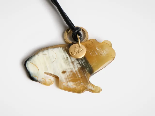 J.W.Anderson Horn Frosch Taschenanhänger Charm Gold