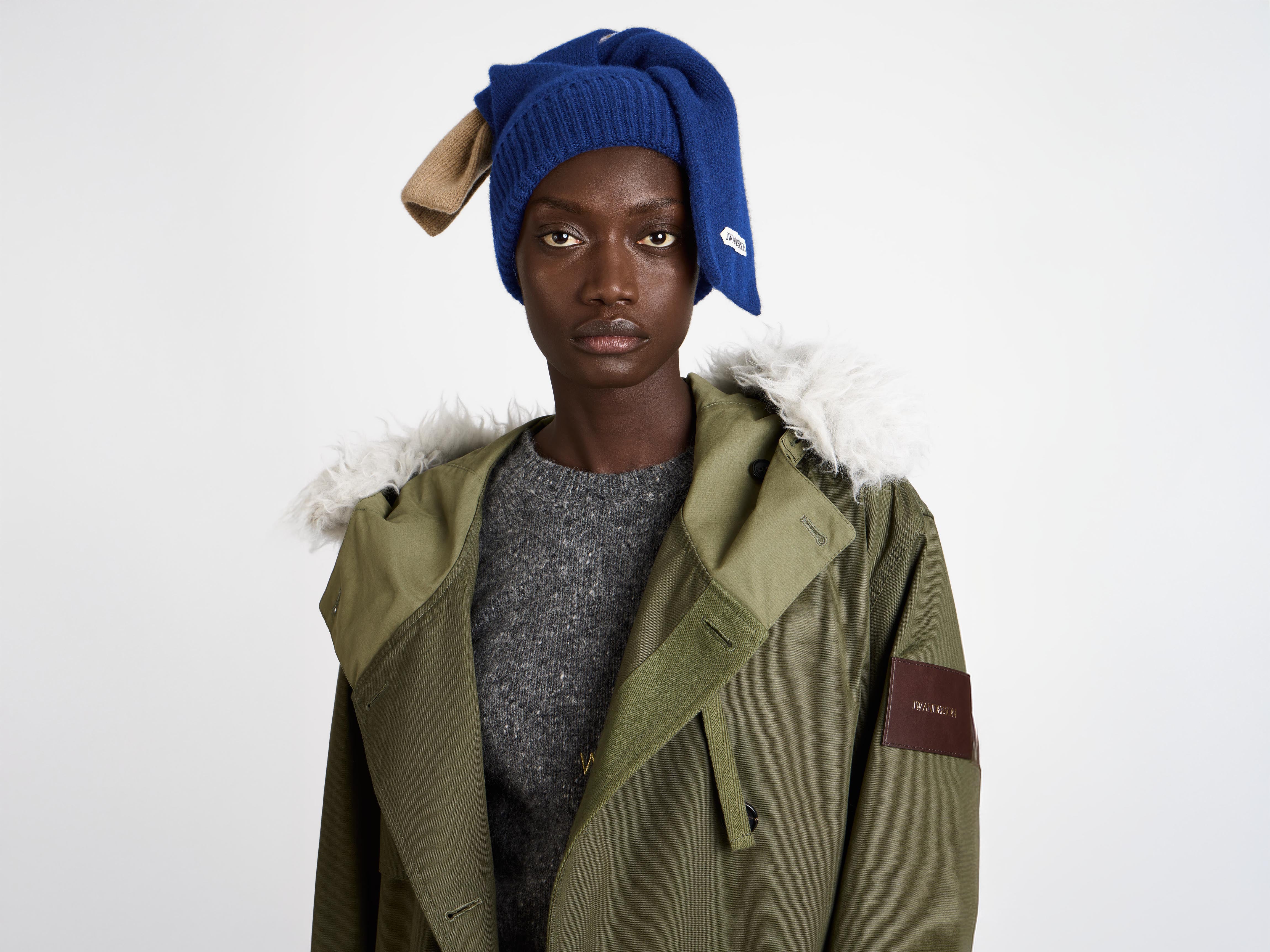 J.W.Anderson Knotted Beanie Mütze Navy Beige OS