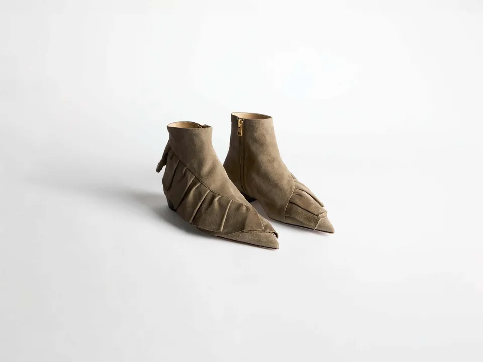 J.W.Anderson Ruffle Boots Stiefel Damen Grau Wildleder