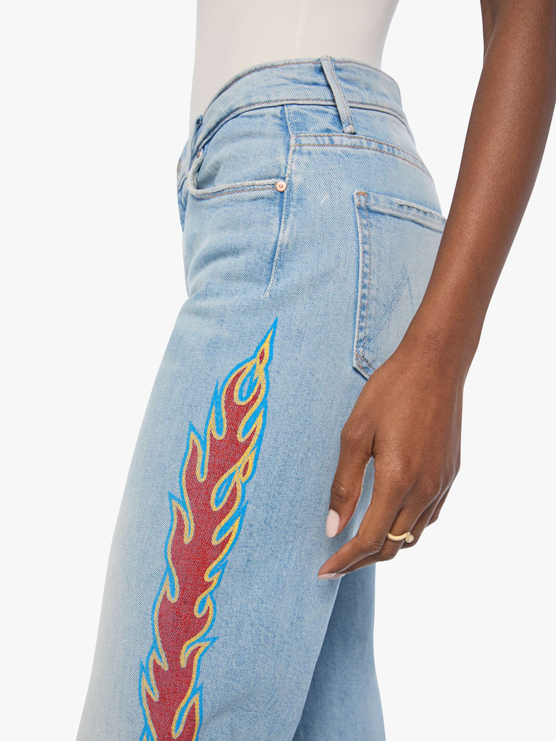 Mother The Saloon Sneak Jeans Bum A Smoke Hellblau