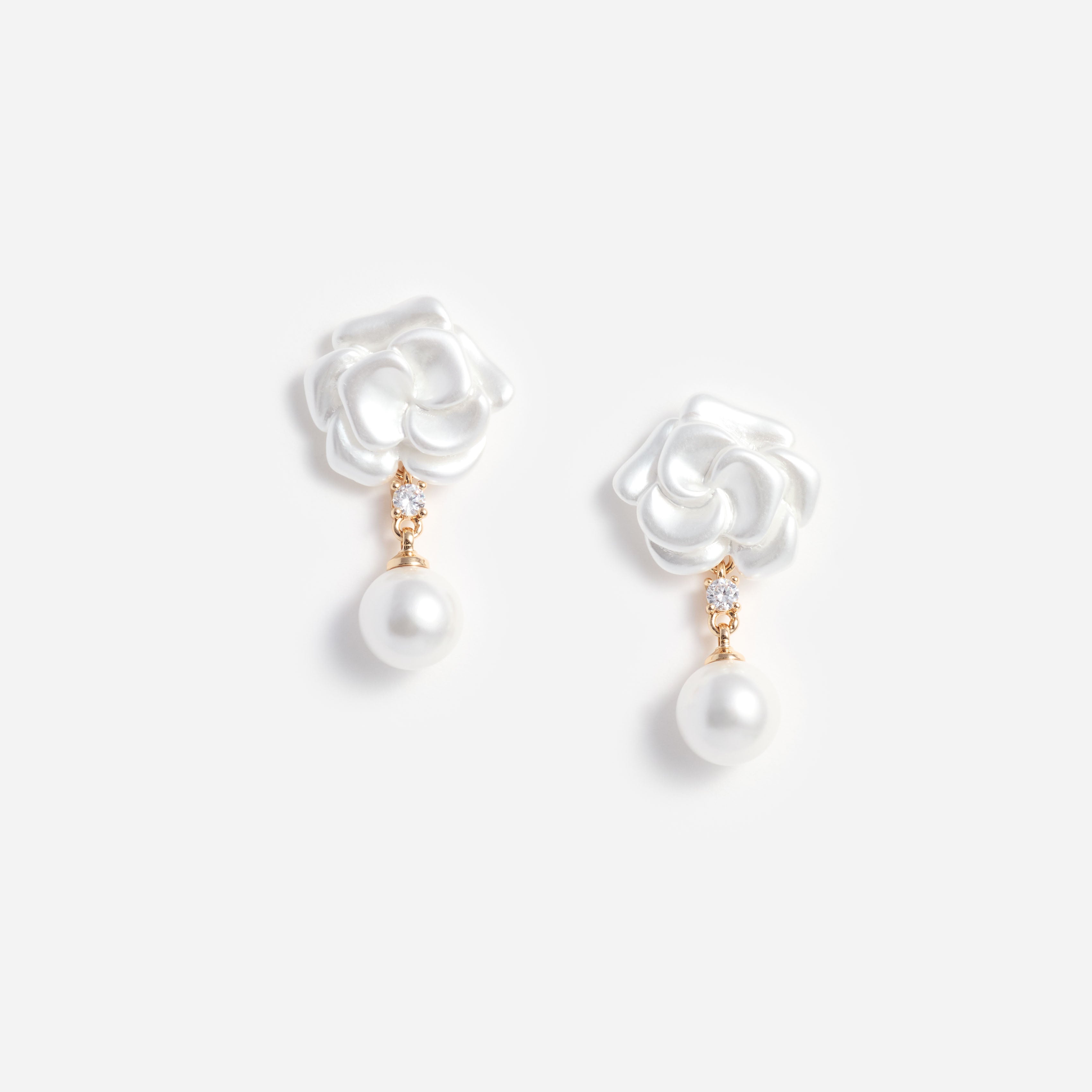 Self Portrait Jewellery Pearl Flower Ohrringe Creme Perle
