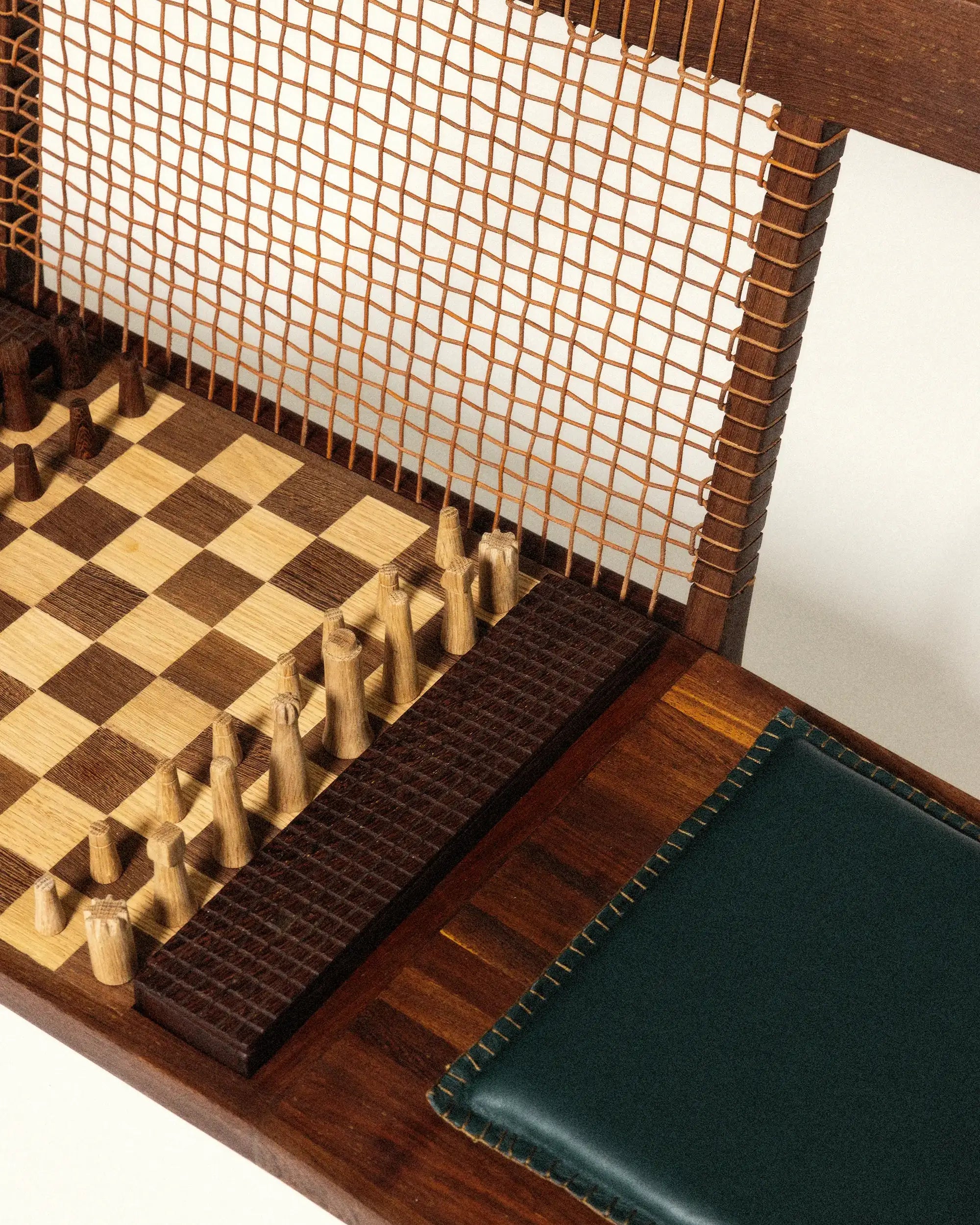 Drôle De Monsieur Le Banc d’Échecs Schachbank Holz OS
