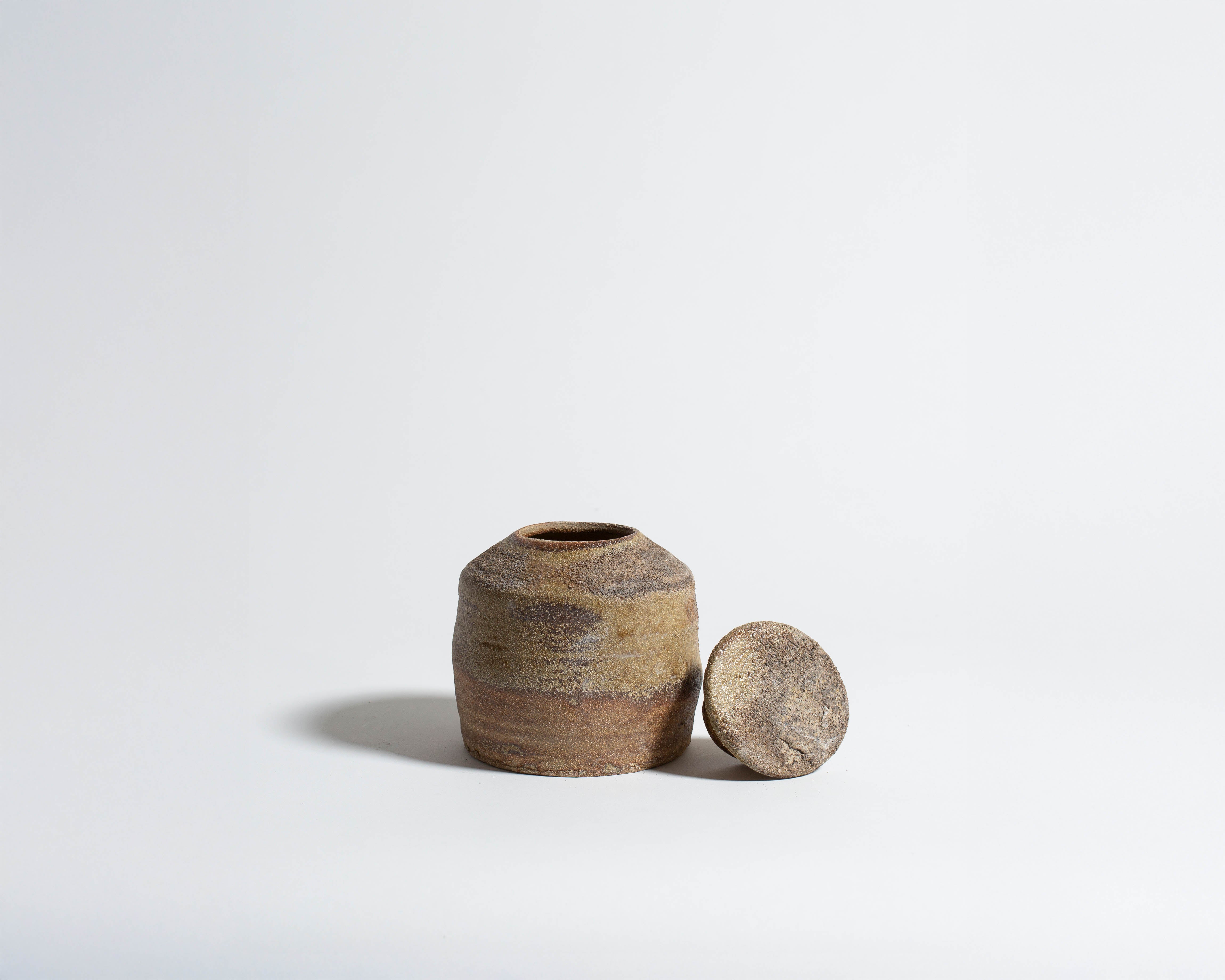 J.W.Anderson Akiko Hirai Teedose Kurz Beige Keramik