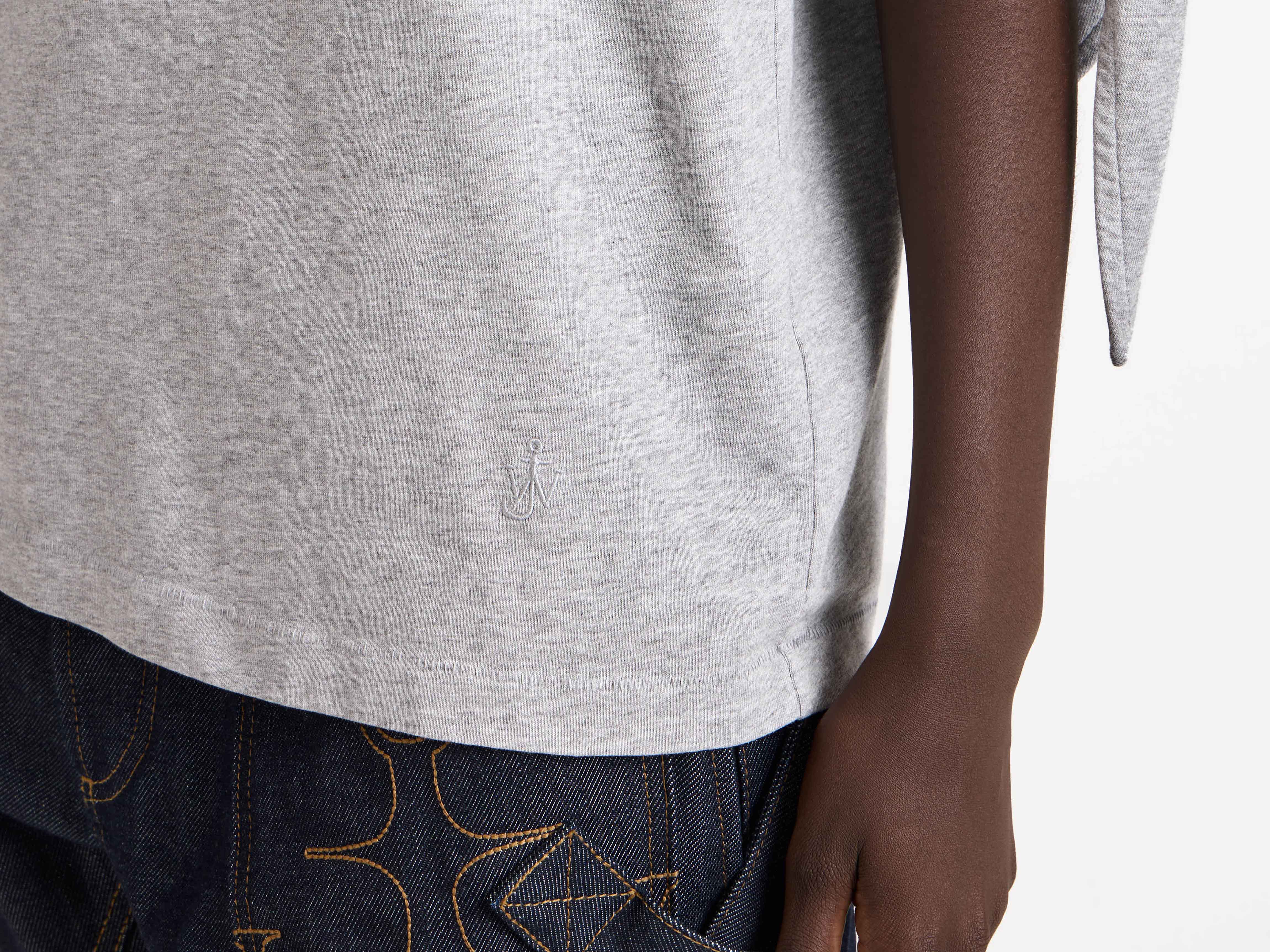 J.W.Anderson Shirts Knotted Sleeve T-Shirt Damen Grau Melange Anker