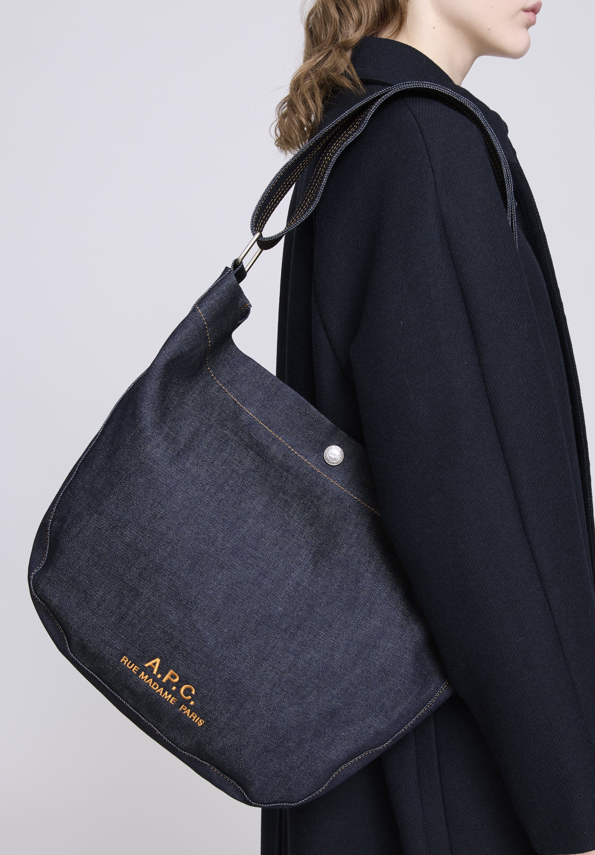A.P.C. Besace Journal Tote Umhängetasche Baumwolle TU