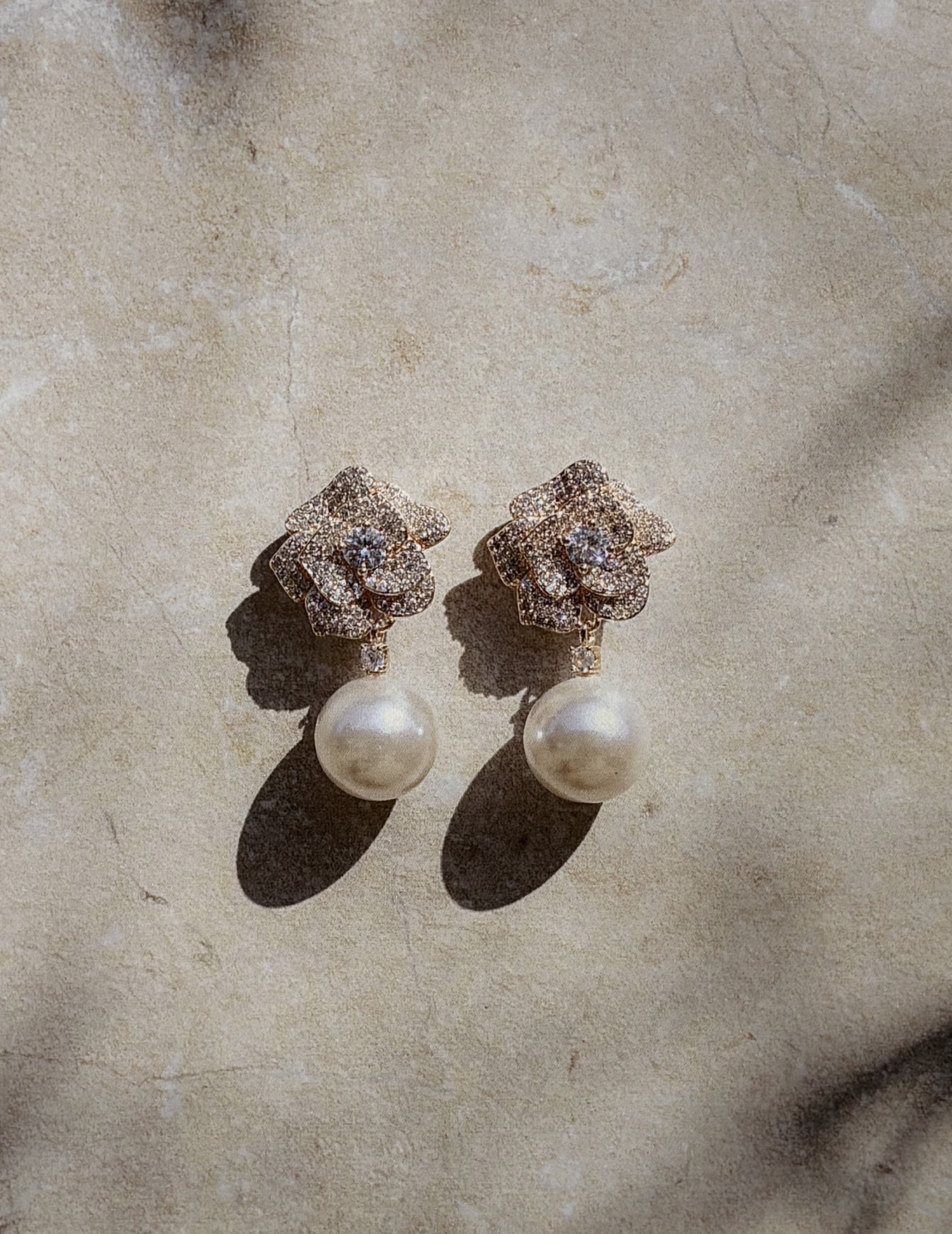 Self Portrait Mini Gold Crystal Flower Pearl Ohrringe Gold