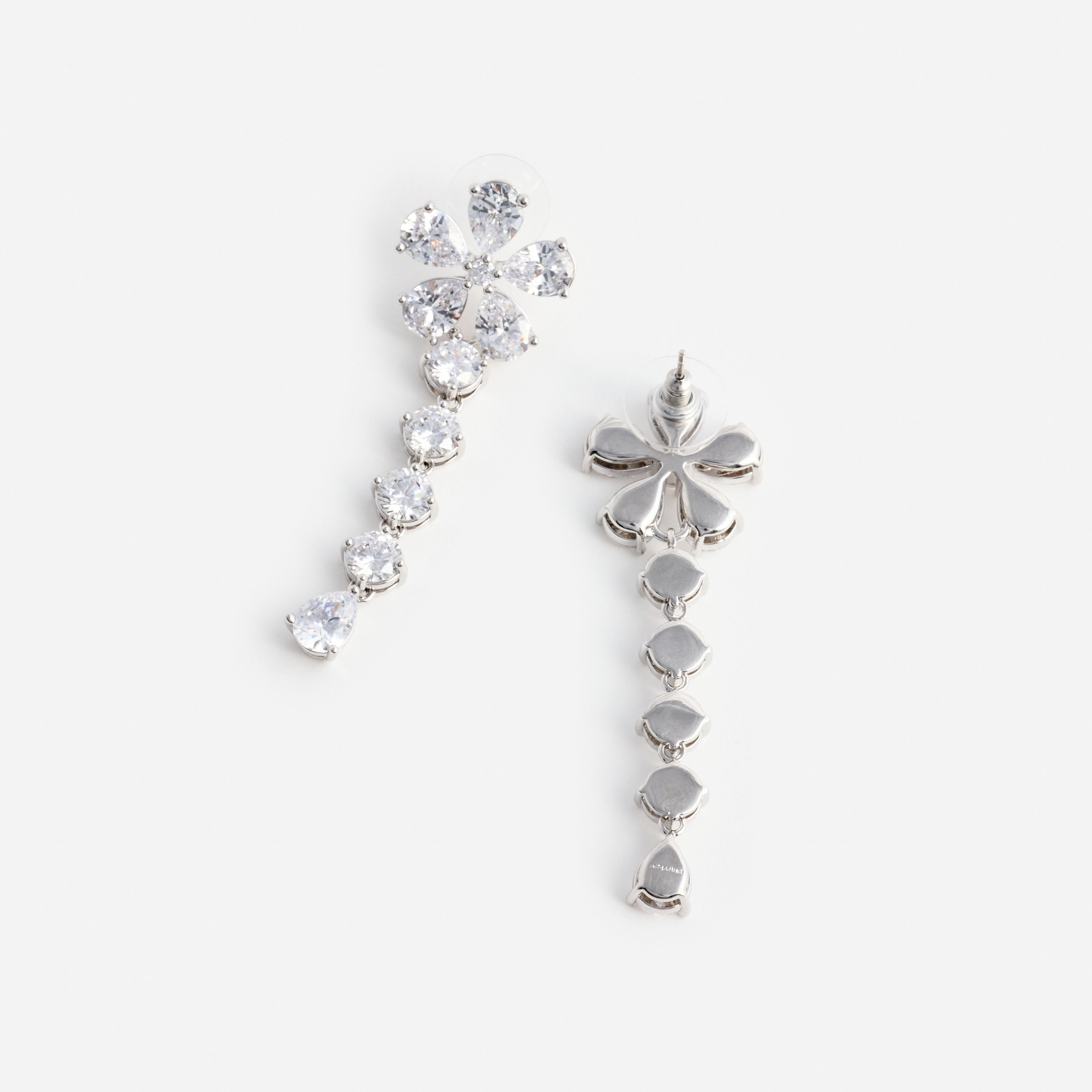 Self Portrait Jewellery Multi Crystal Flower Dangle Ohrringe Silber