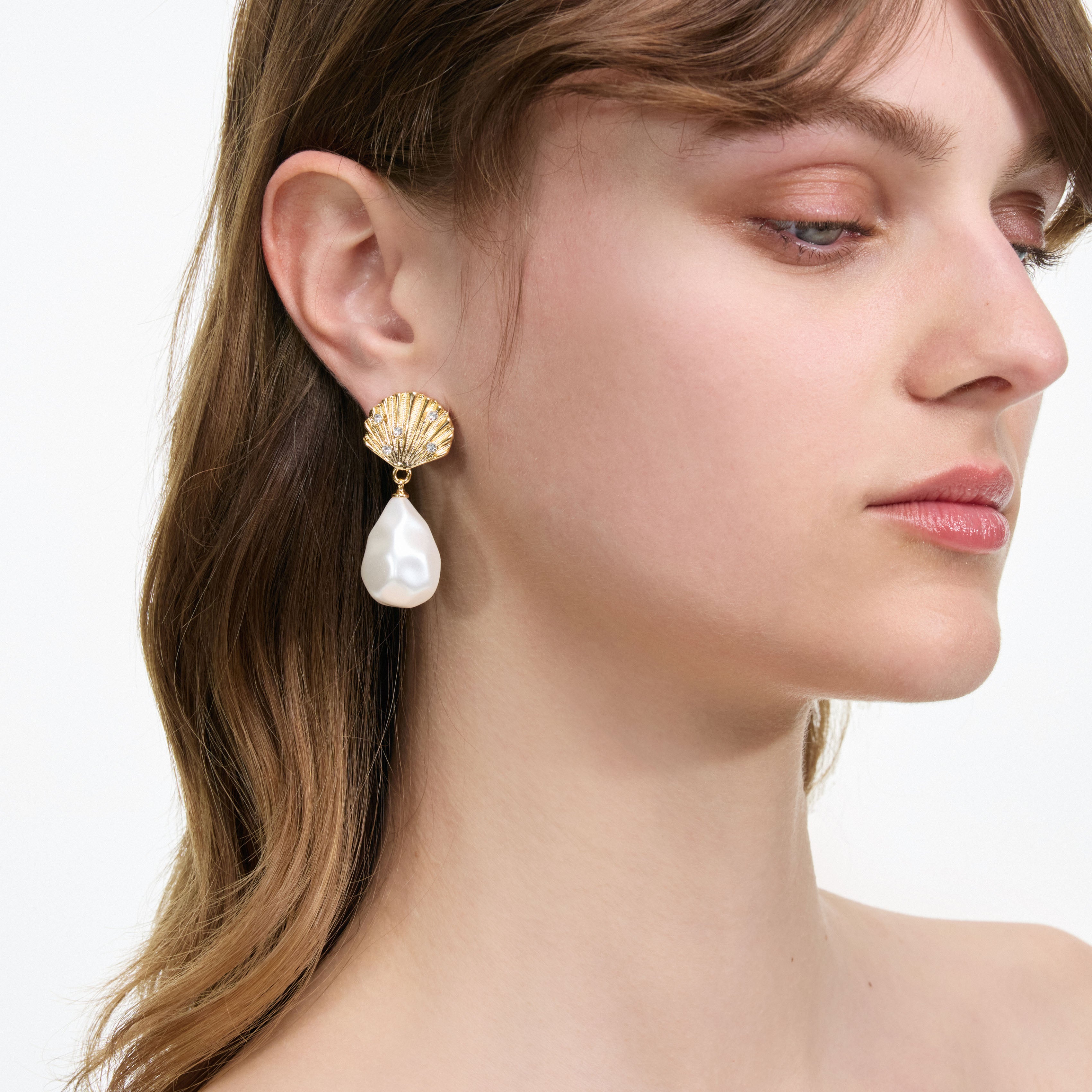Self Portrait Tiered Shell Ohrringe Gold Creme