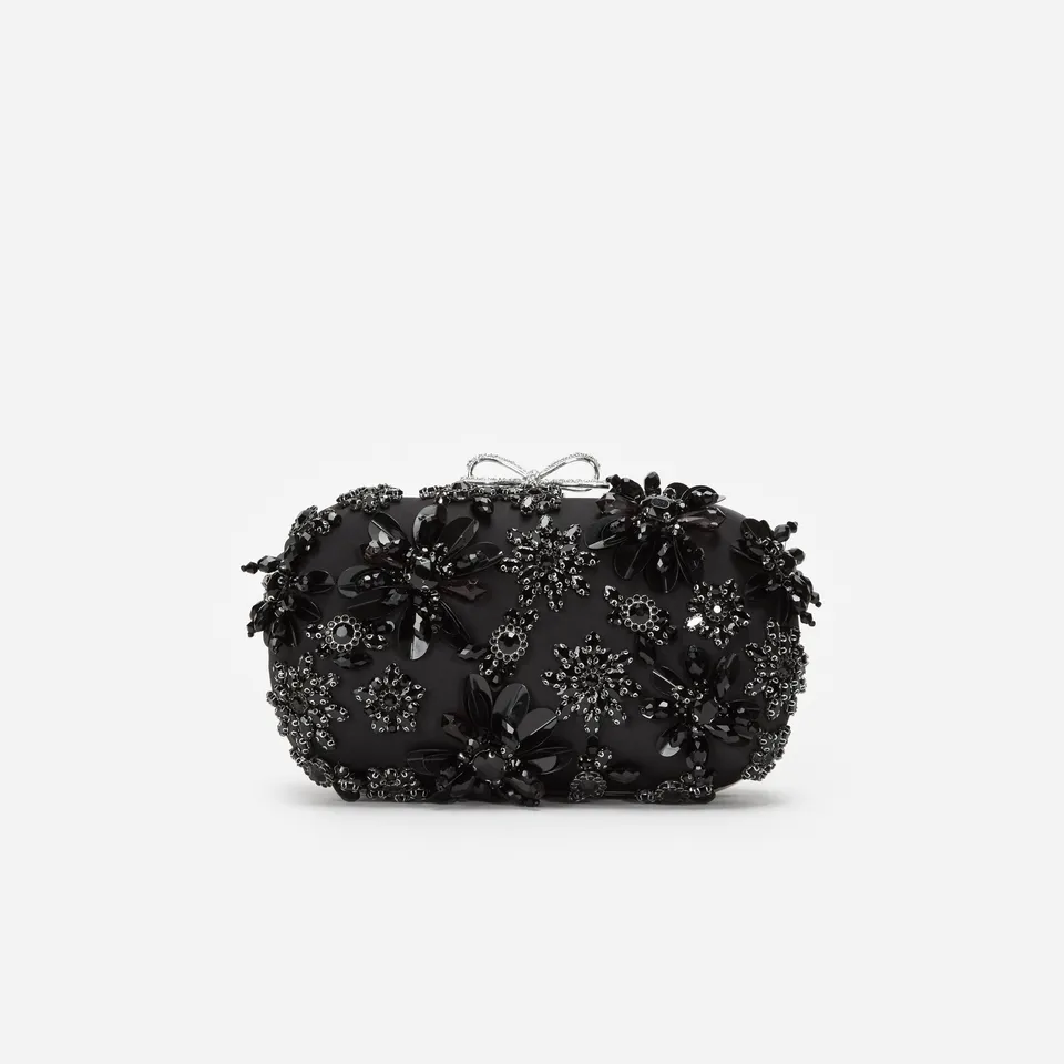 Self Portrait Black Satin Floral Crystal Clutch Tasche Schwarz