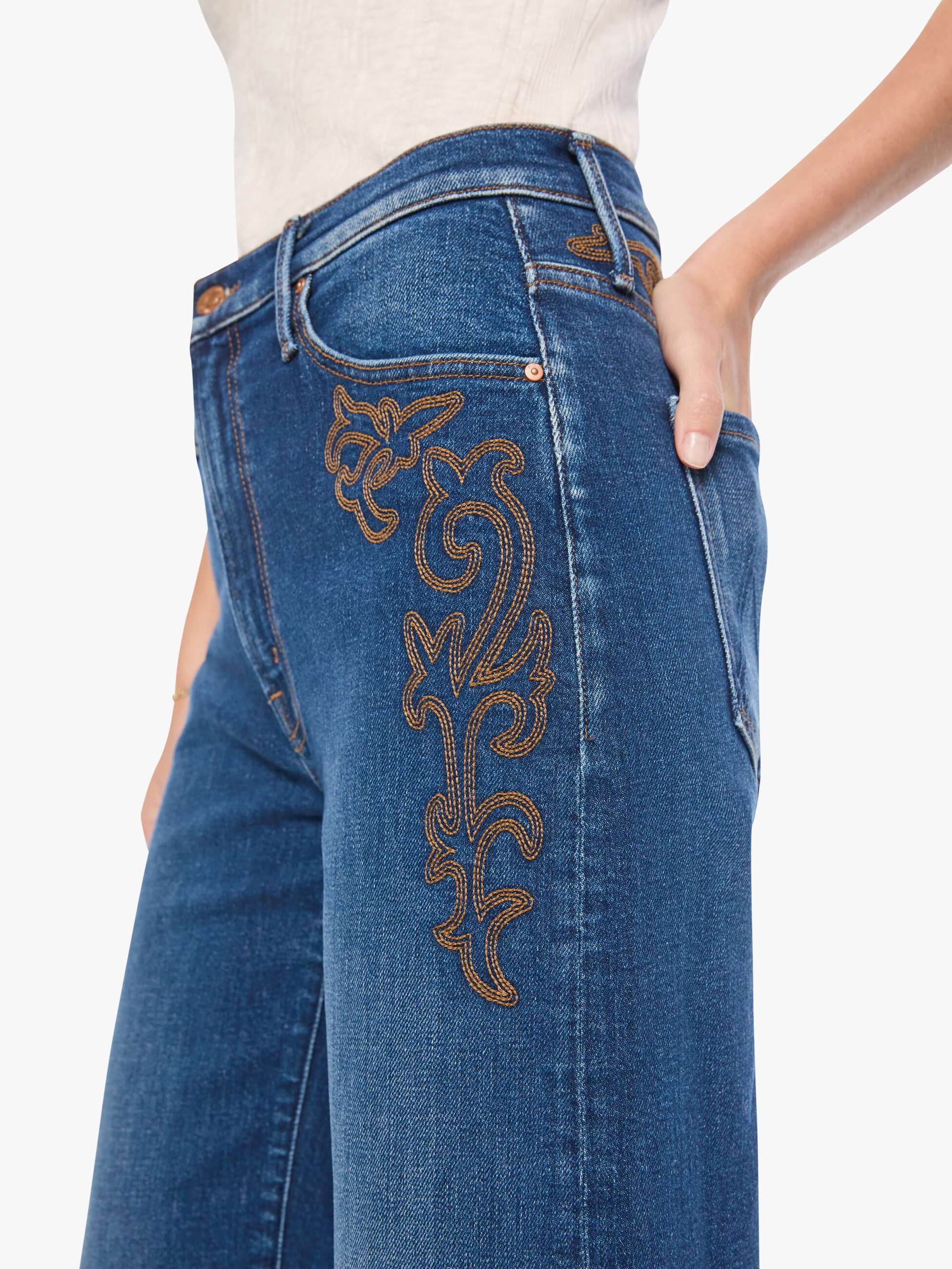 Mother Denim The Dodger Sneak Jeans Blau Mid-Rise Stretch Stickerei