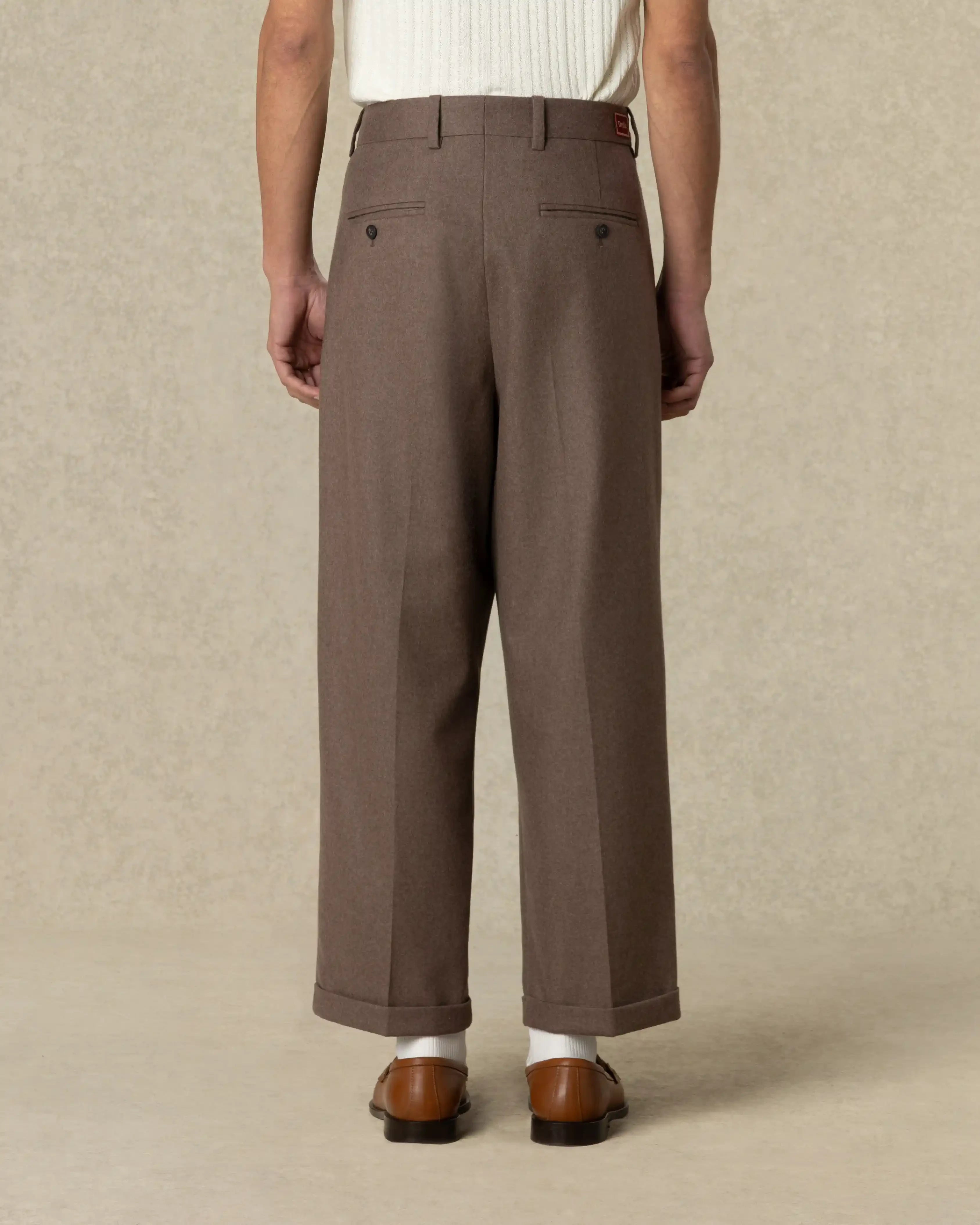 Drôle De Monsieur Cropped Pleated Hose Hellbraun Wolle