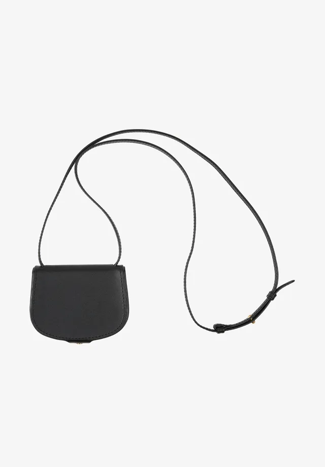 A.P.C. Jo Strap Portemonnaie Glattleder mit Riemen TU