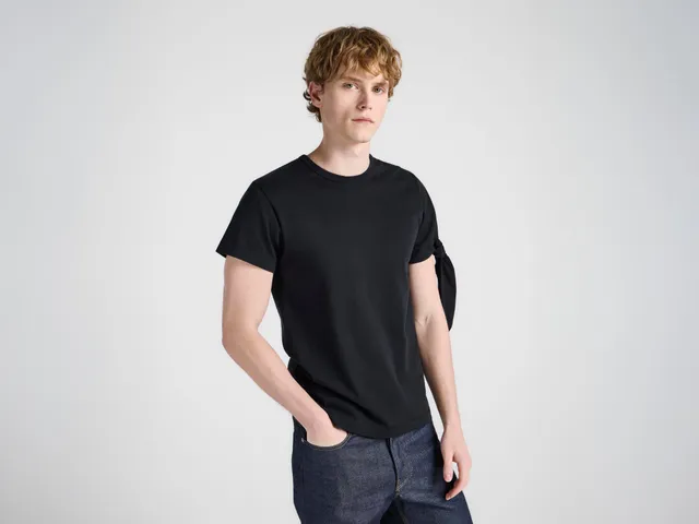 J.W.Anderson Knotted Sleeve T-Shirt Herren Schwarz Jersey