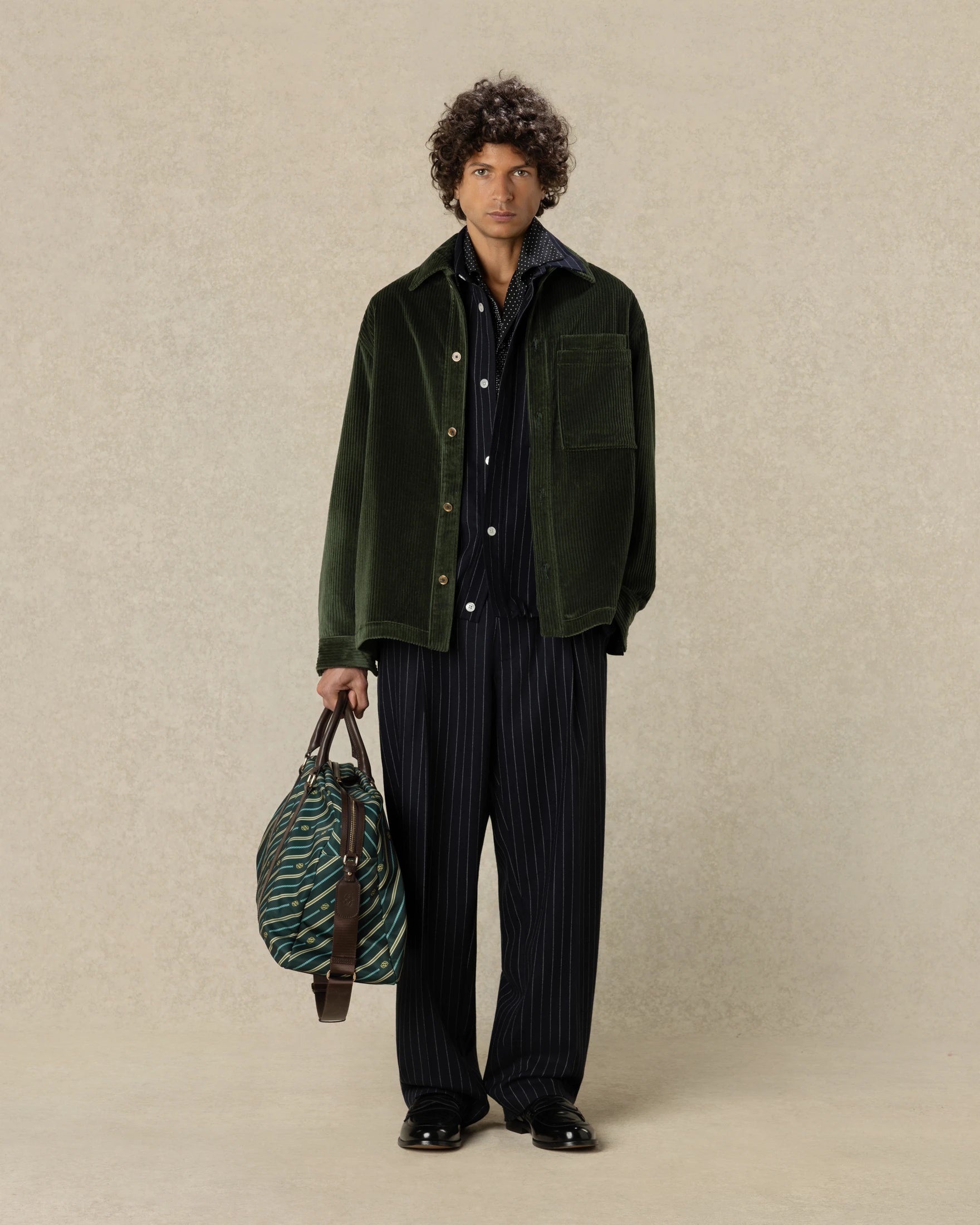 Drôle de Monsieur Corduroy Overshirt Grün Cord Baumwolle