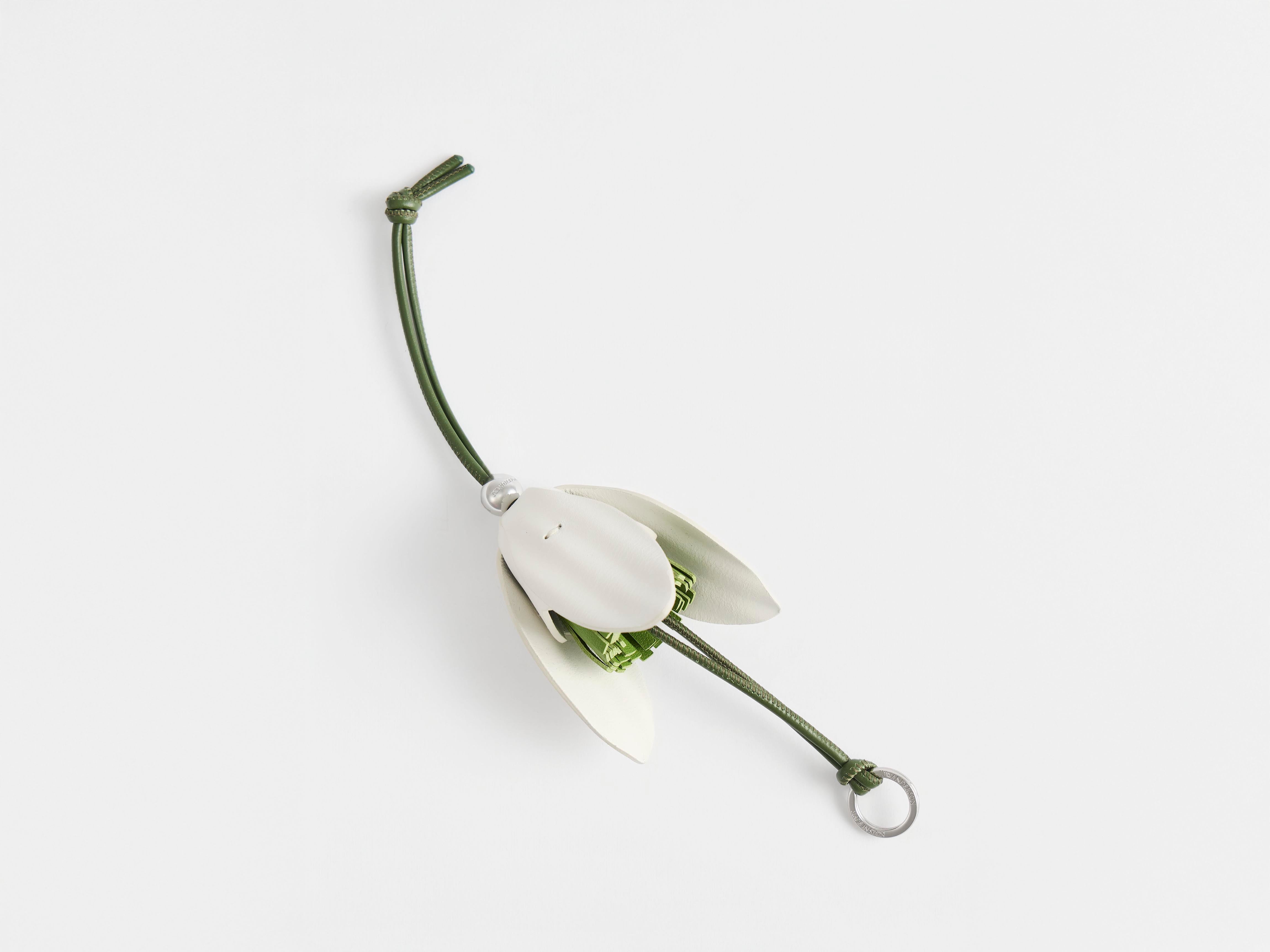J.W.Anderson Bag Charms Leather Snowdrop Weiß Grün