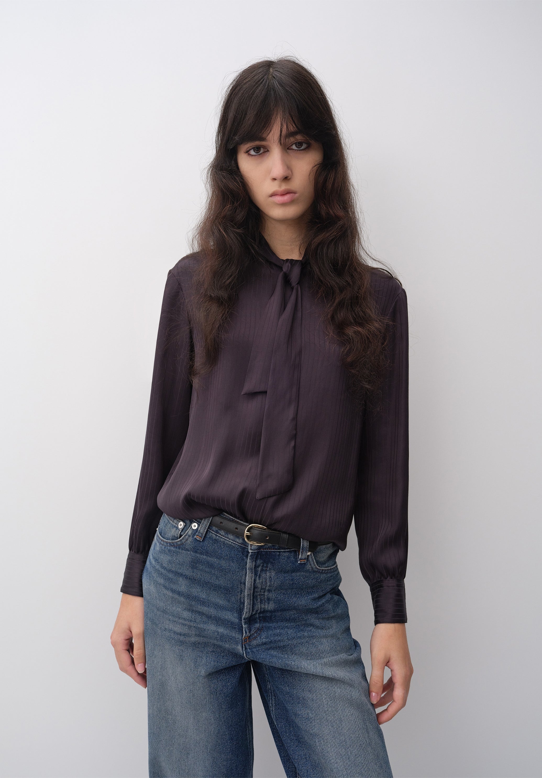 A.P.C. Schluppenbluse marineblau Viskose gestreift