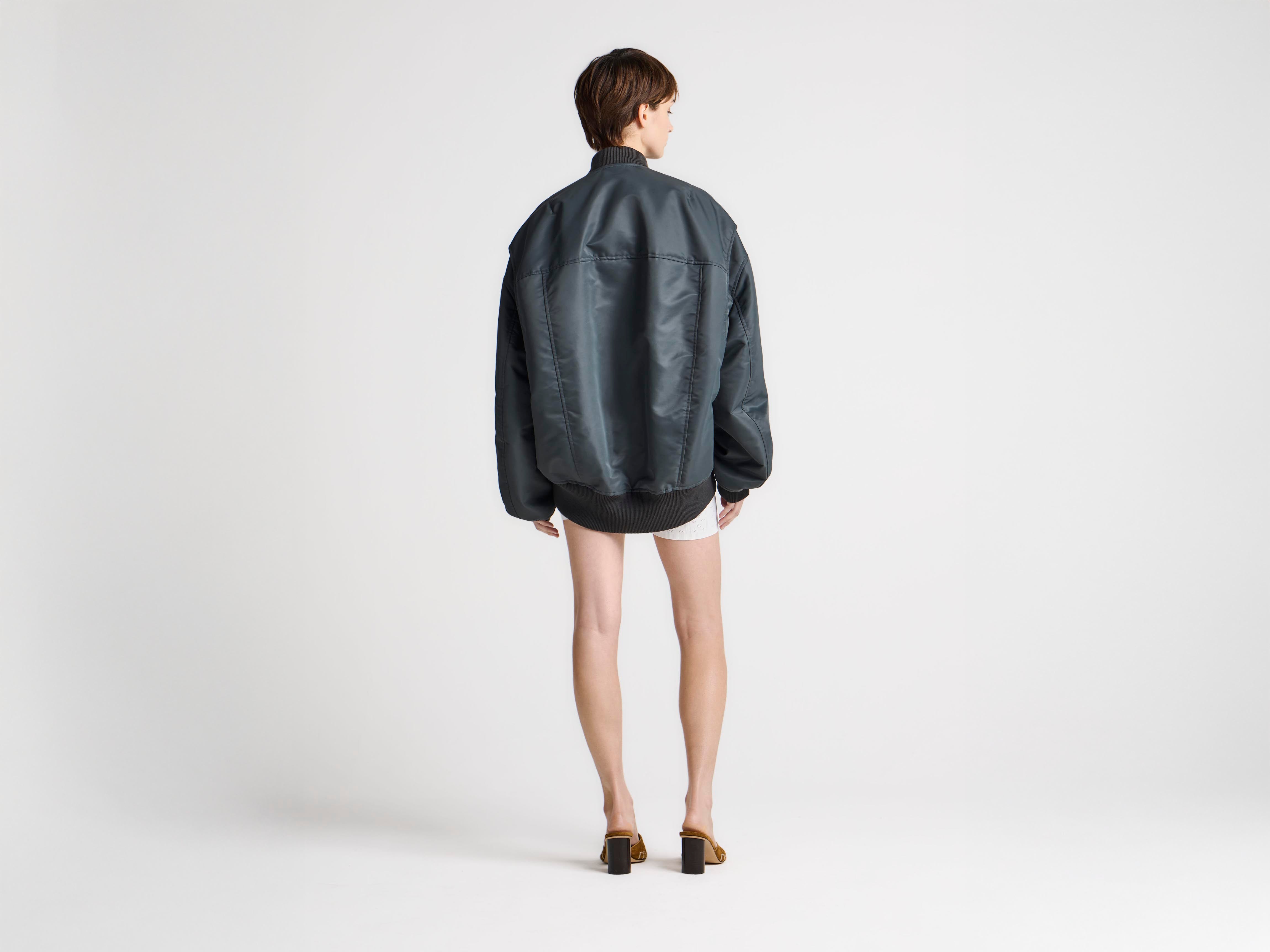 J.W.Anderson Coats Oversized Bomberjacke Damen Grau Nylon