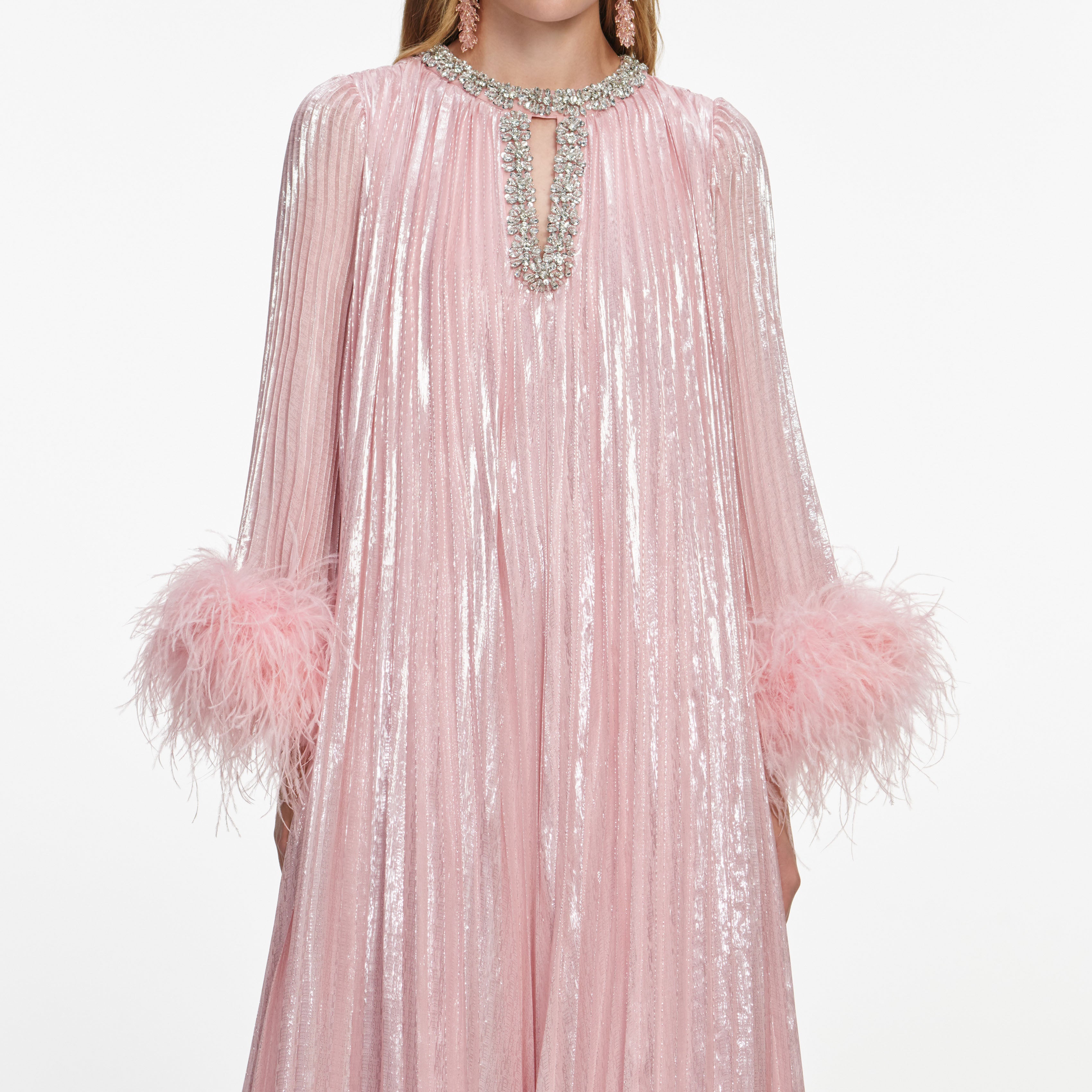 Self Portrait Pink Metallic Chiffon Midi Kleid Feder