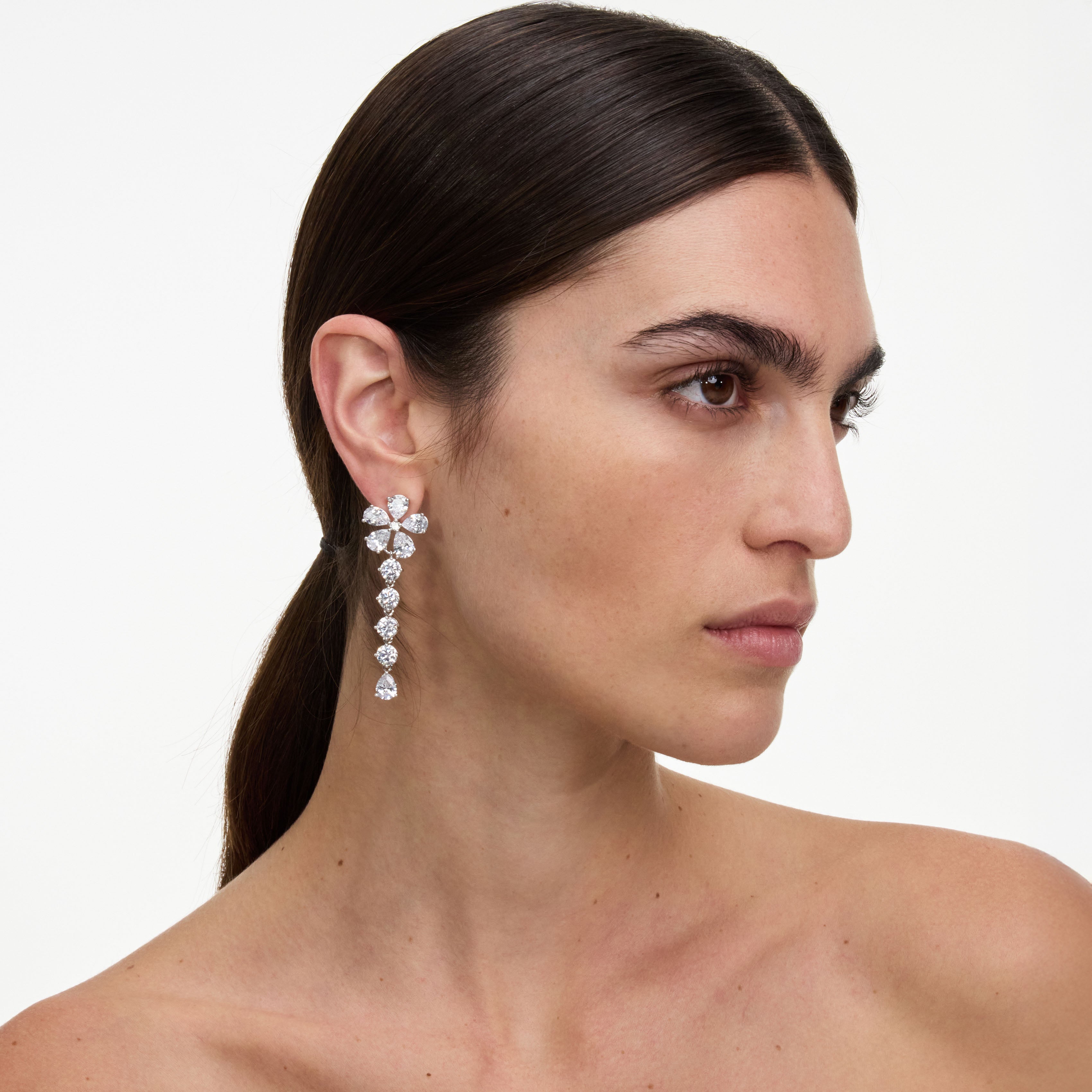 Self Portrait Jewellery Multi Crystal Flower Dangle Ohrringe Silber