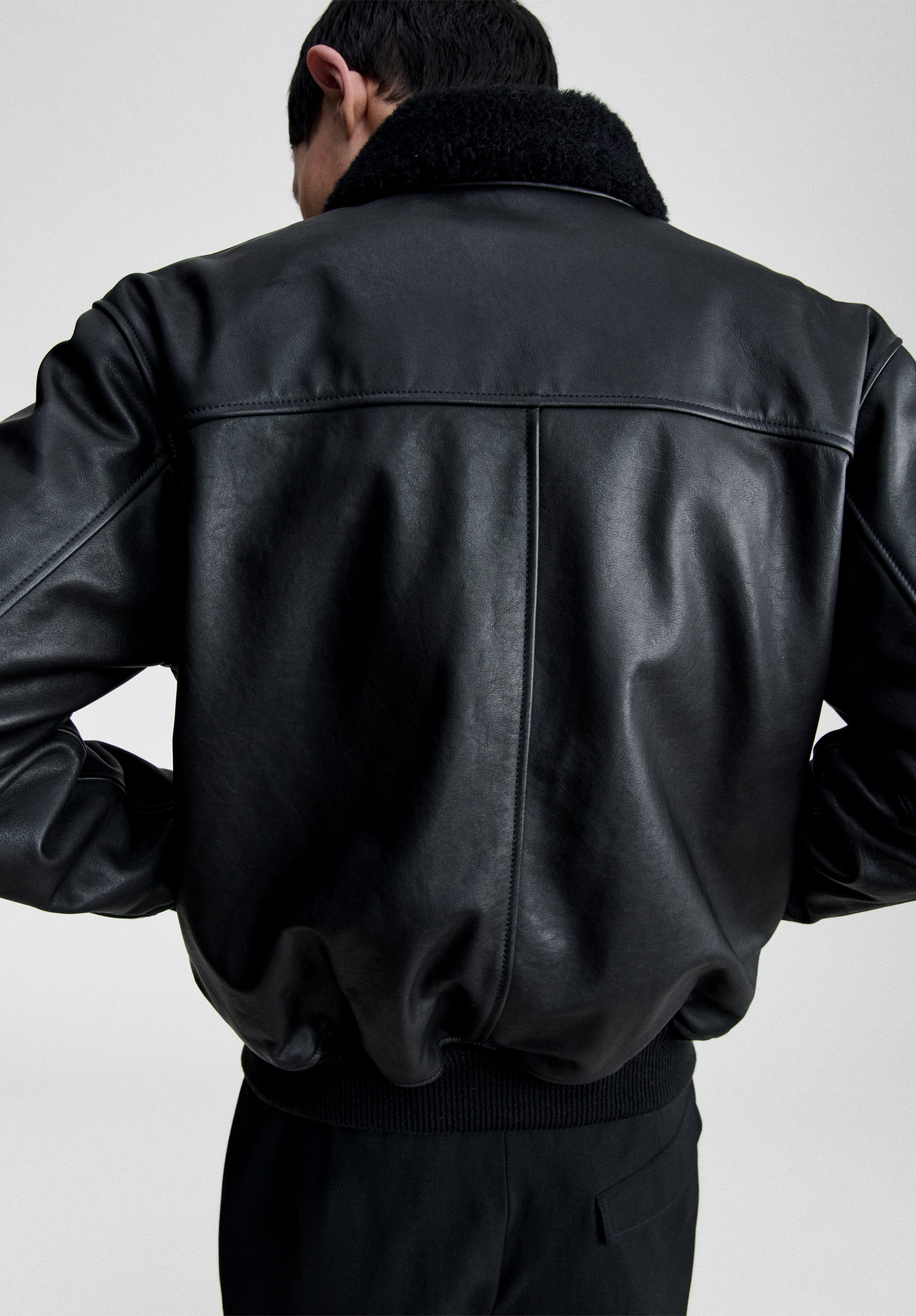 A.P.C. Bomberjacke Leder Schwarz Boxy Recycelte Wolle