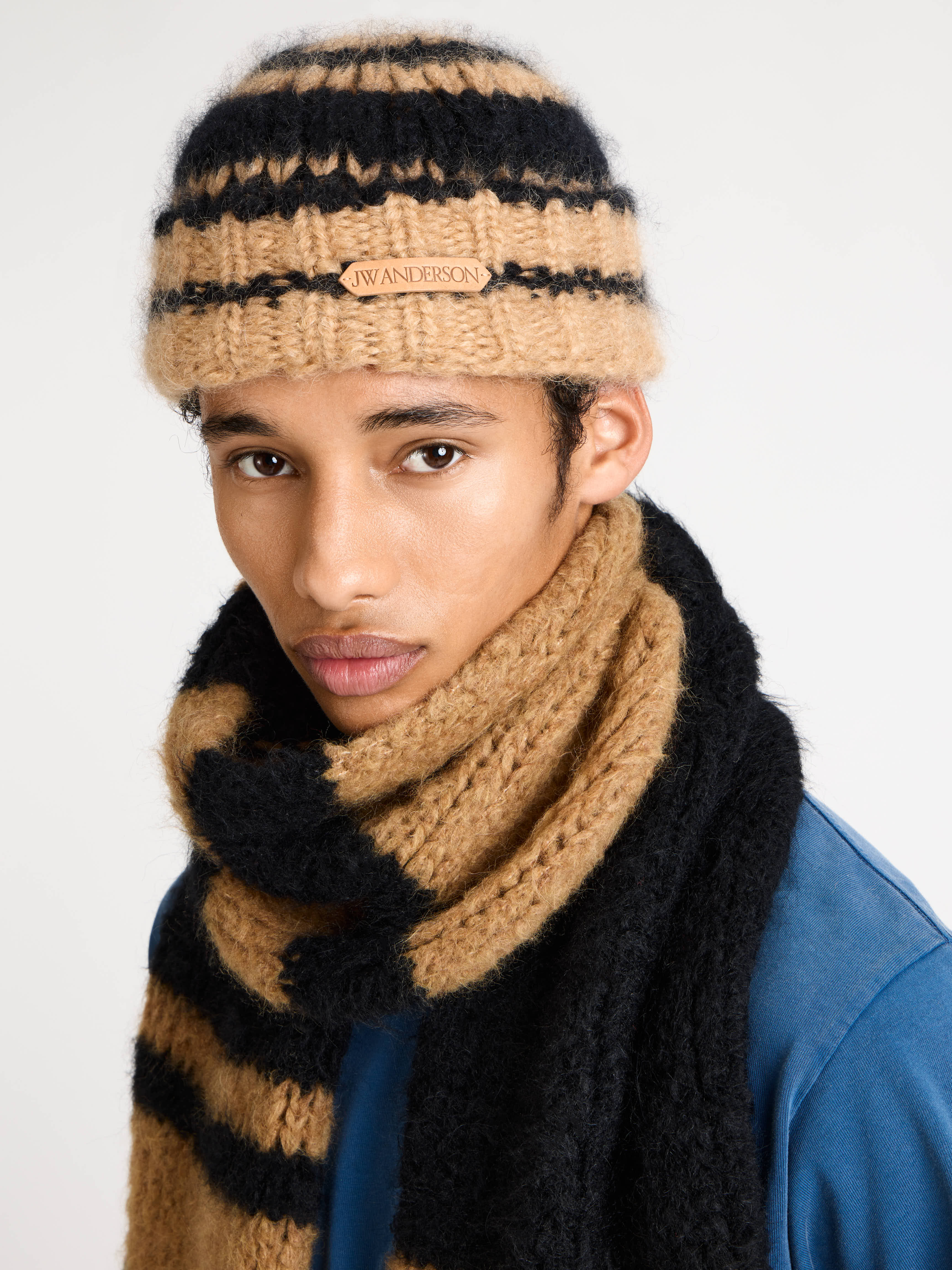 J.W.Anderson Striped Beanie Mütze Schwarz Alpaka